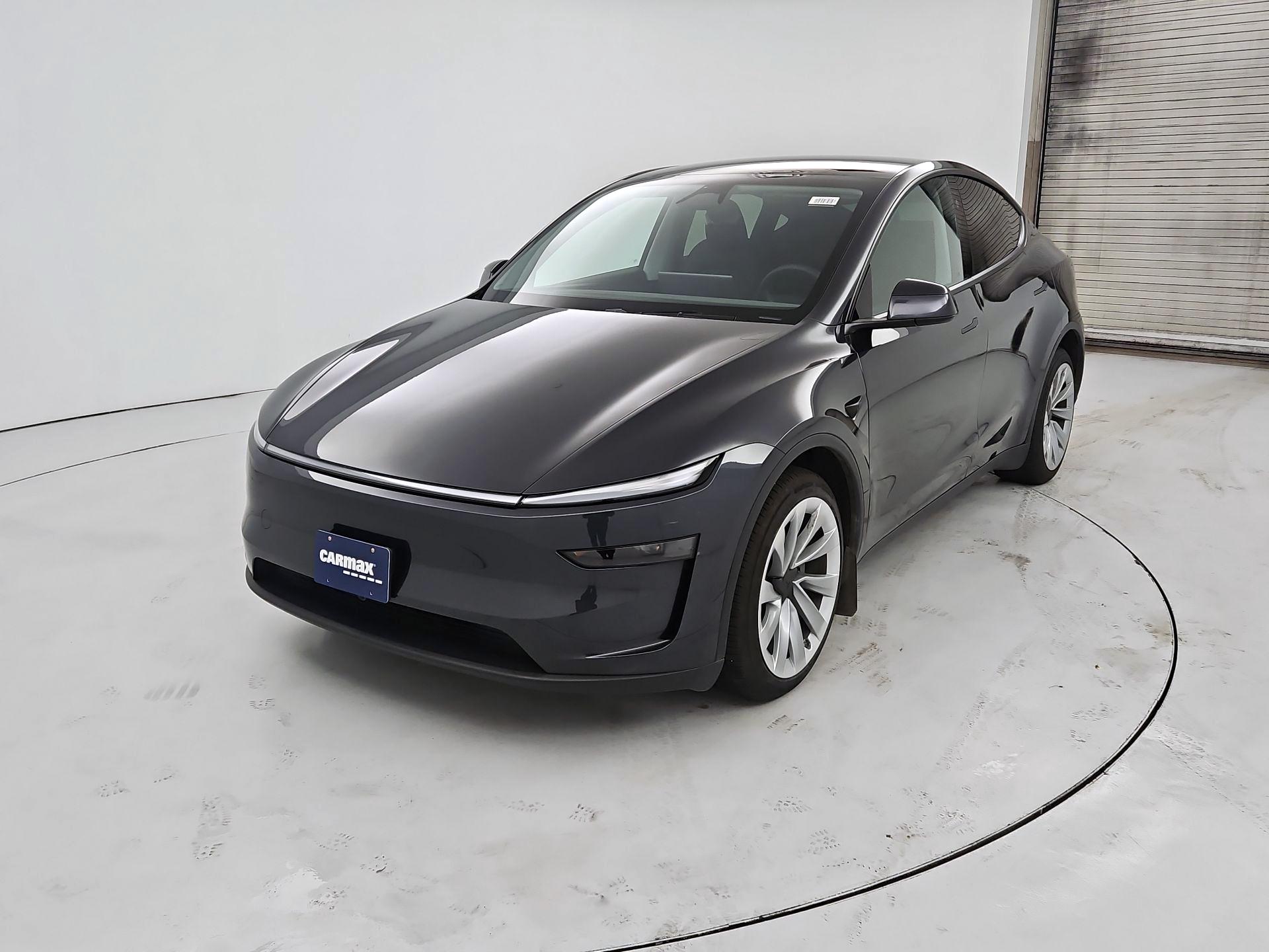 Thumbnail: 2026 Tesla Model Y - 3