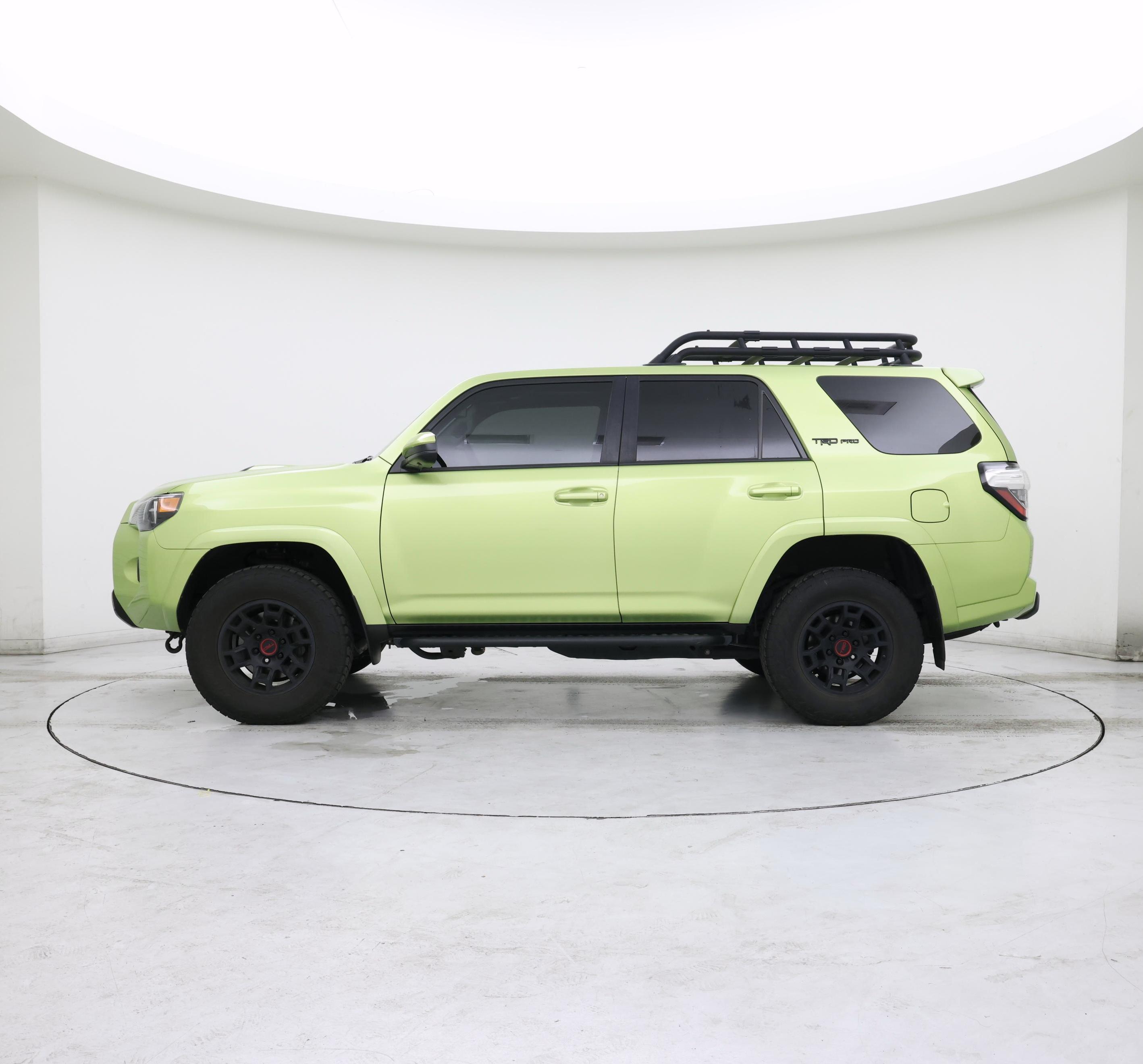 Thumbnail: 2022 Toyota 4Runner - 3
