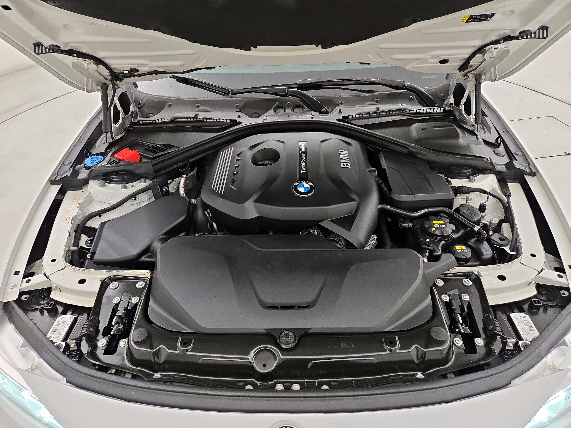 Thumbnail: 2018 BMW 3 Series - 18