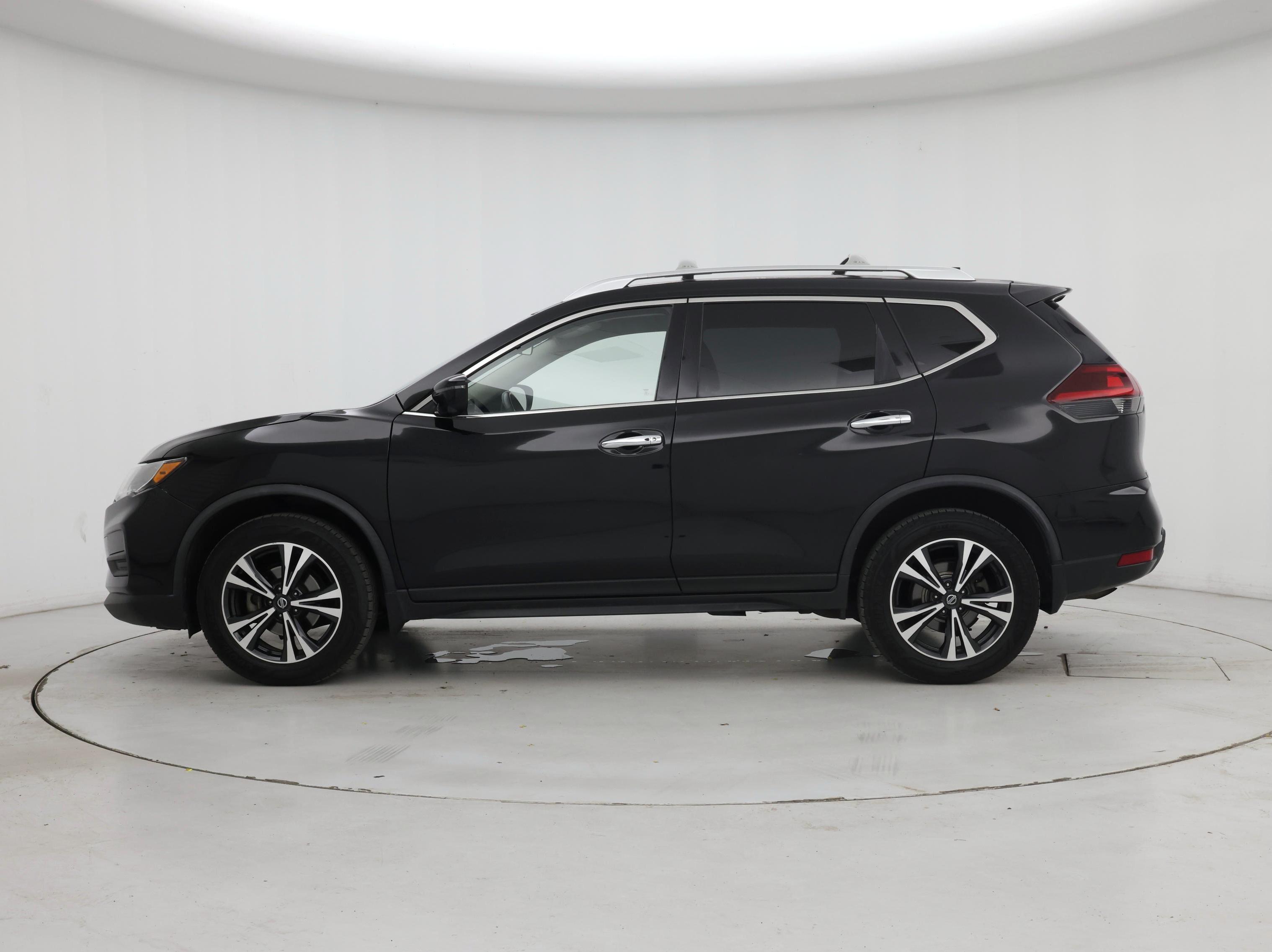 Thumbnail: 2019 Nissan Rogue - 3