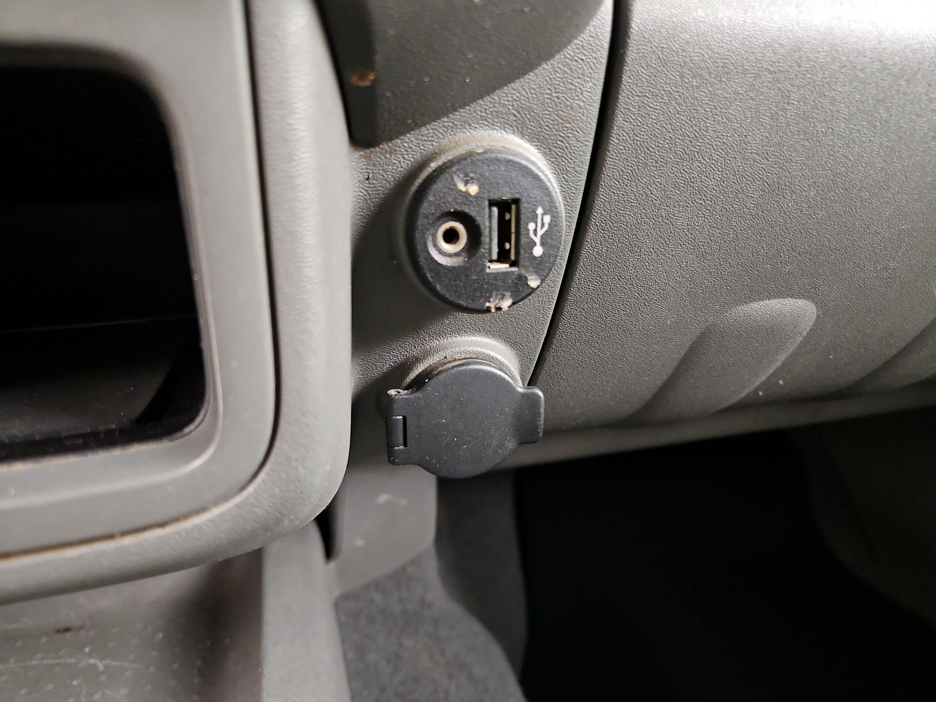 Thumbnail: 2019 Nissan Frontier - 18