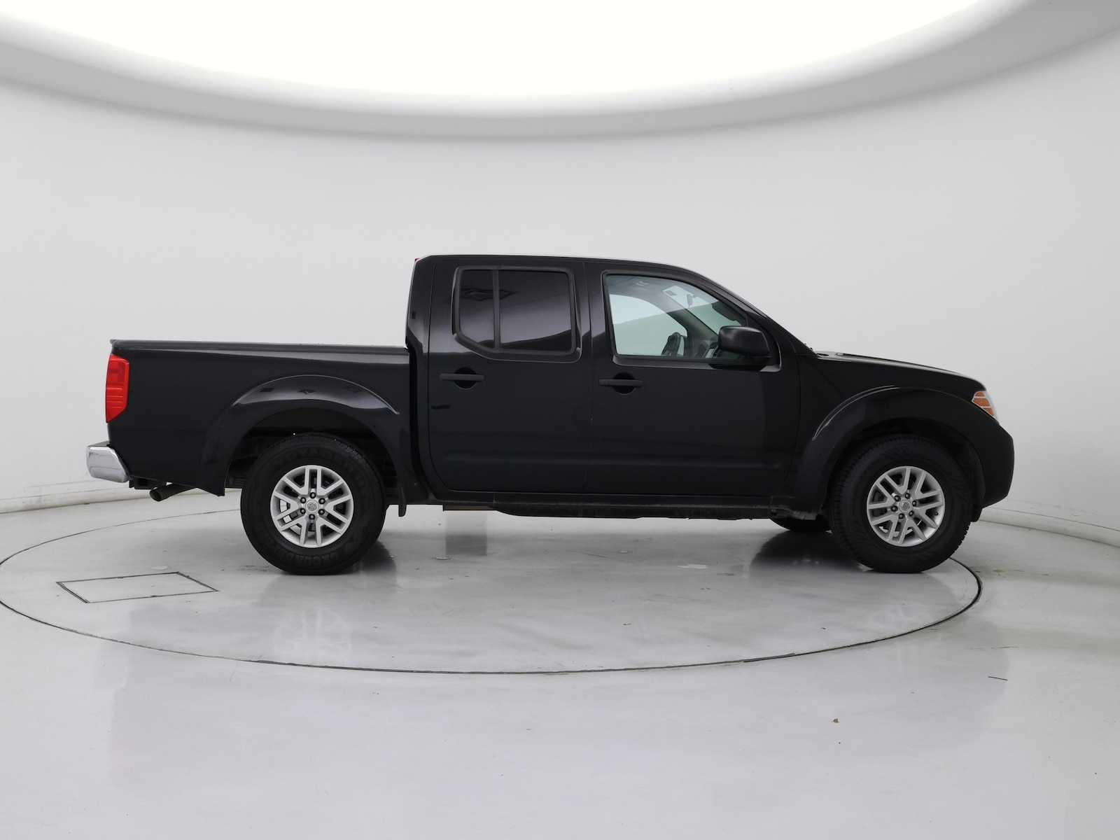 2019 Nissan Frontier SV - Photo 8