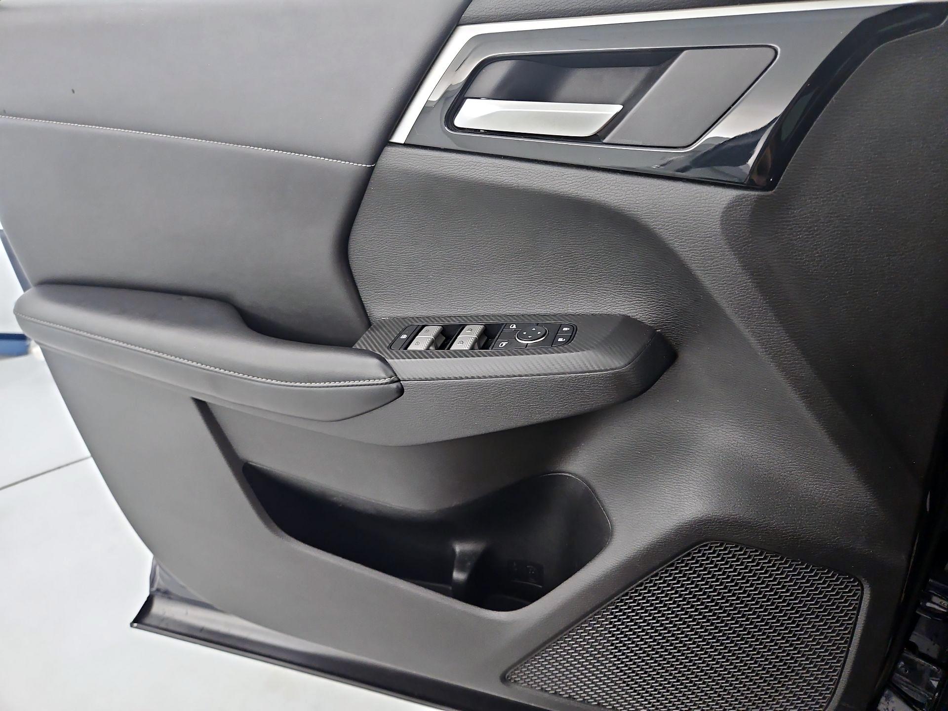 Thumbnail: 2022 Mitsubishi Outlander - 12