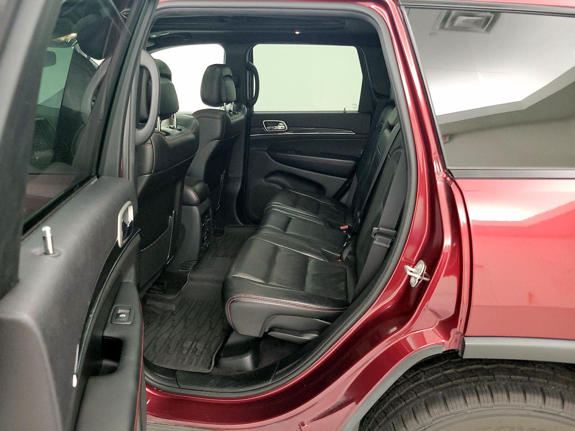 Thumbnail: 2018 Jeep Grand Cherokee - 20