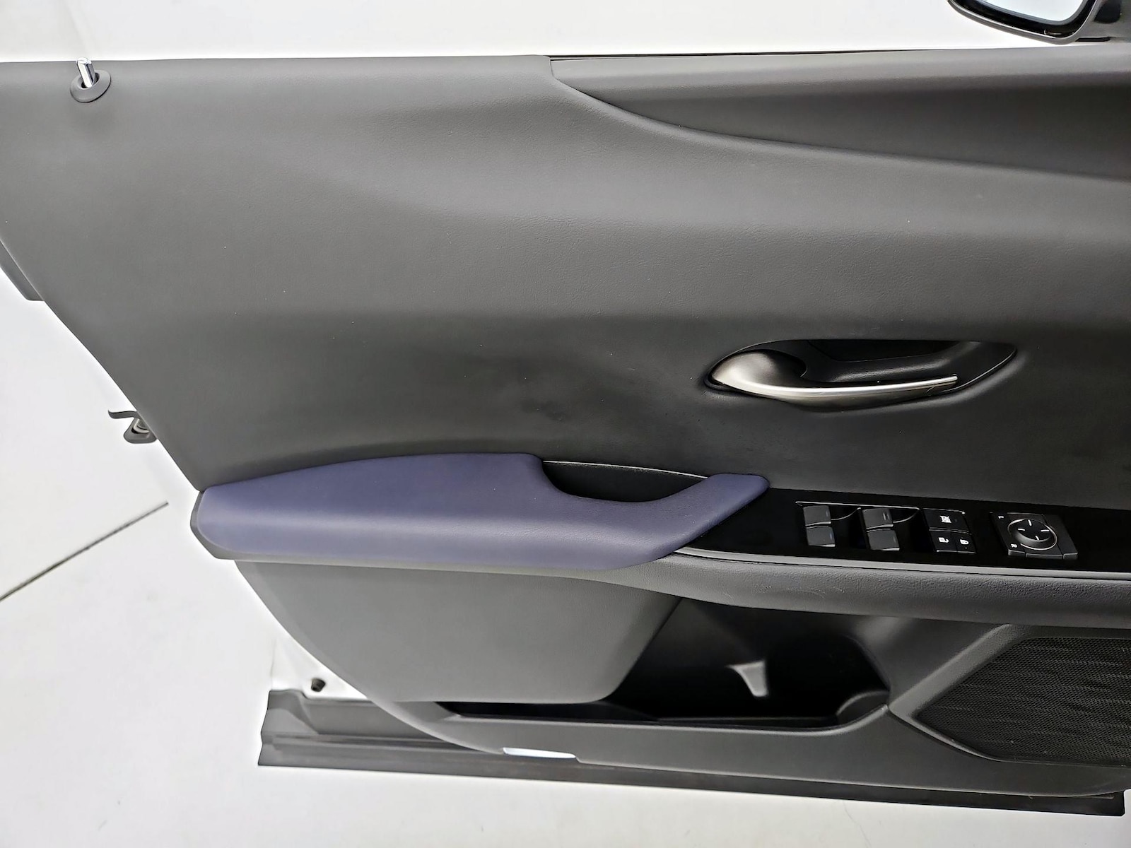 2021 Lexus UX Hybrid 250h - Photo 13
