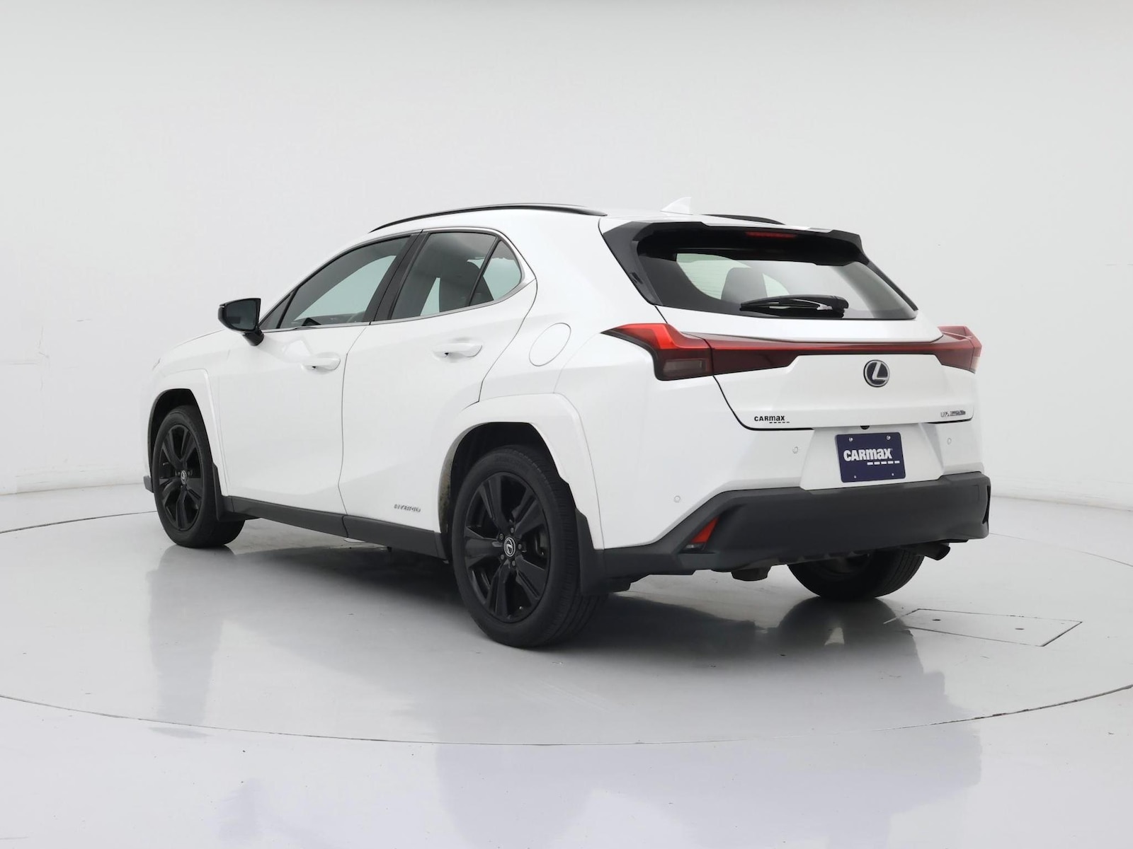 2021 Lexus UX Hybrid 250h - Photo 3
