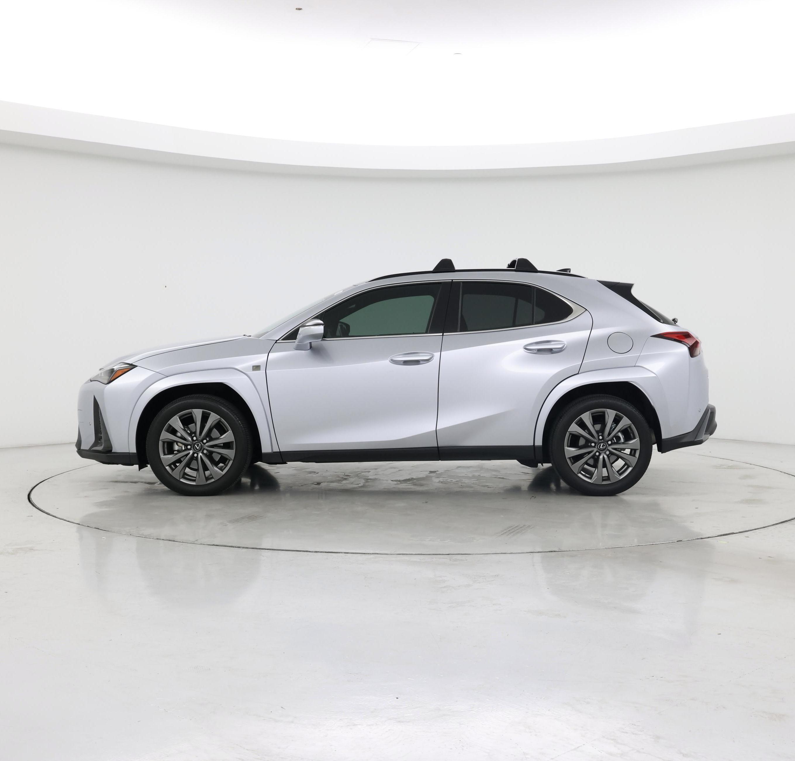 Thumbnail: 2024 Lexus UX - 3