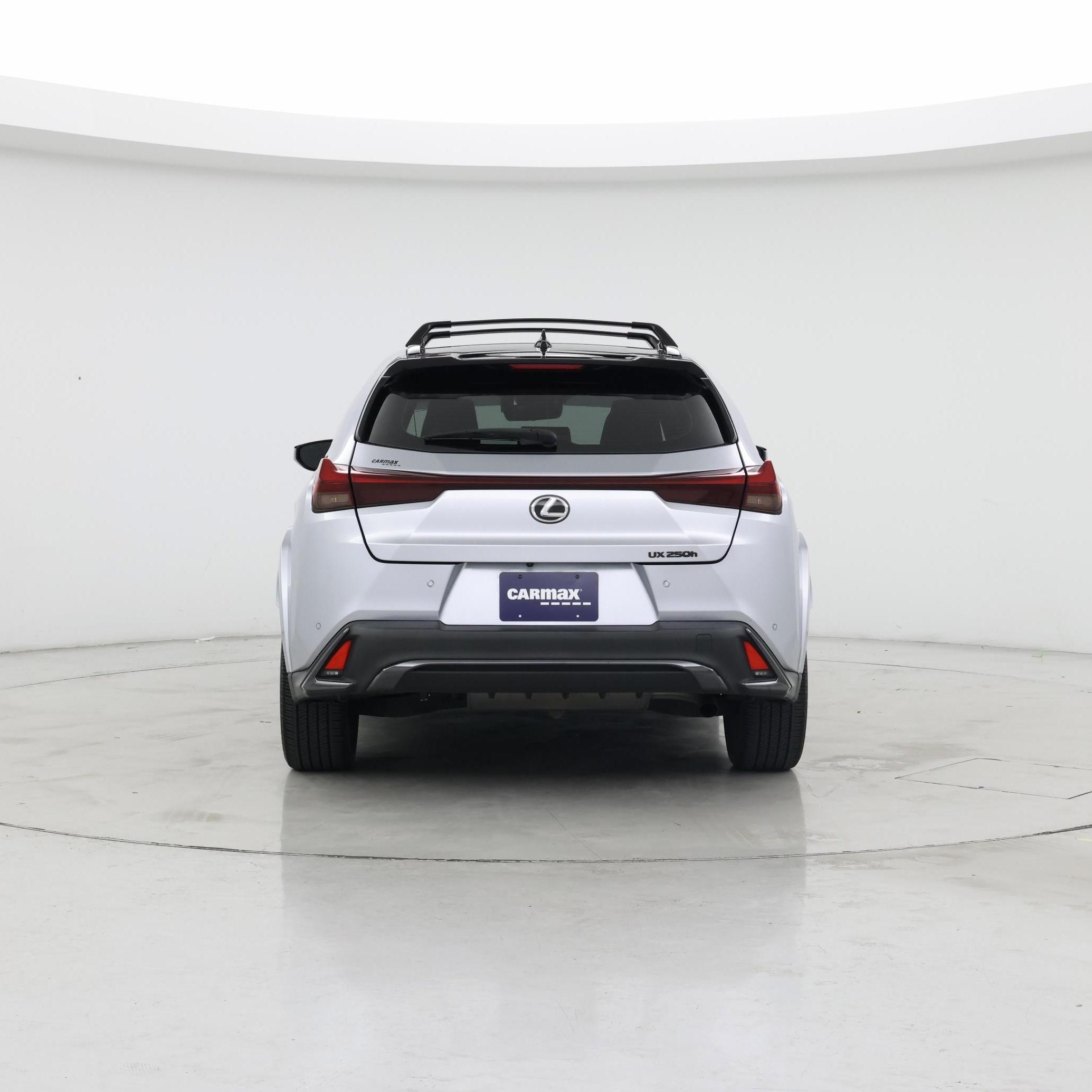 Thumbnail: 2024 Lexus UX - 6