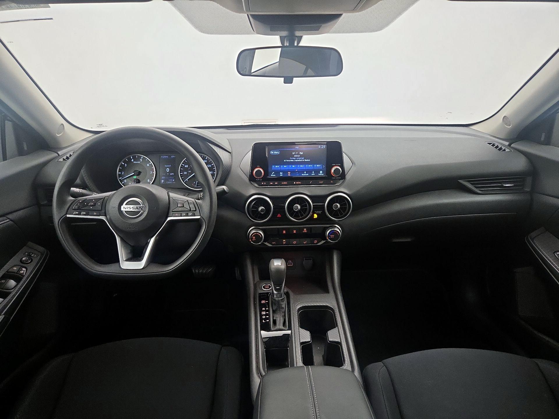 Thumbnail: 2022 Nissan Sentra - 9