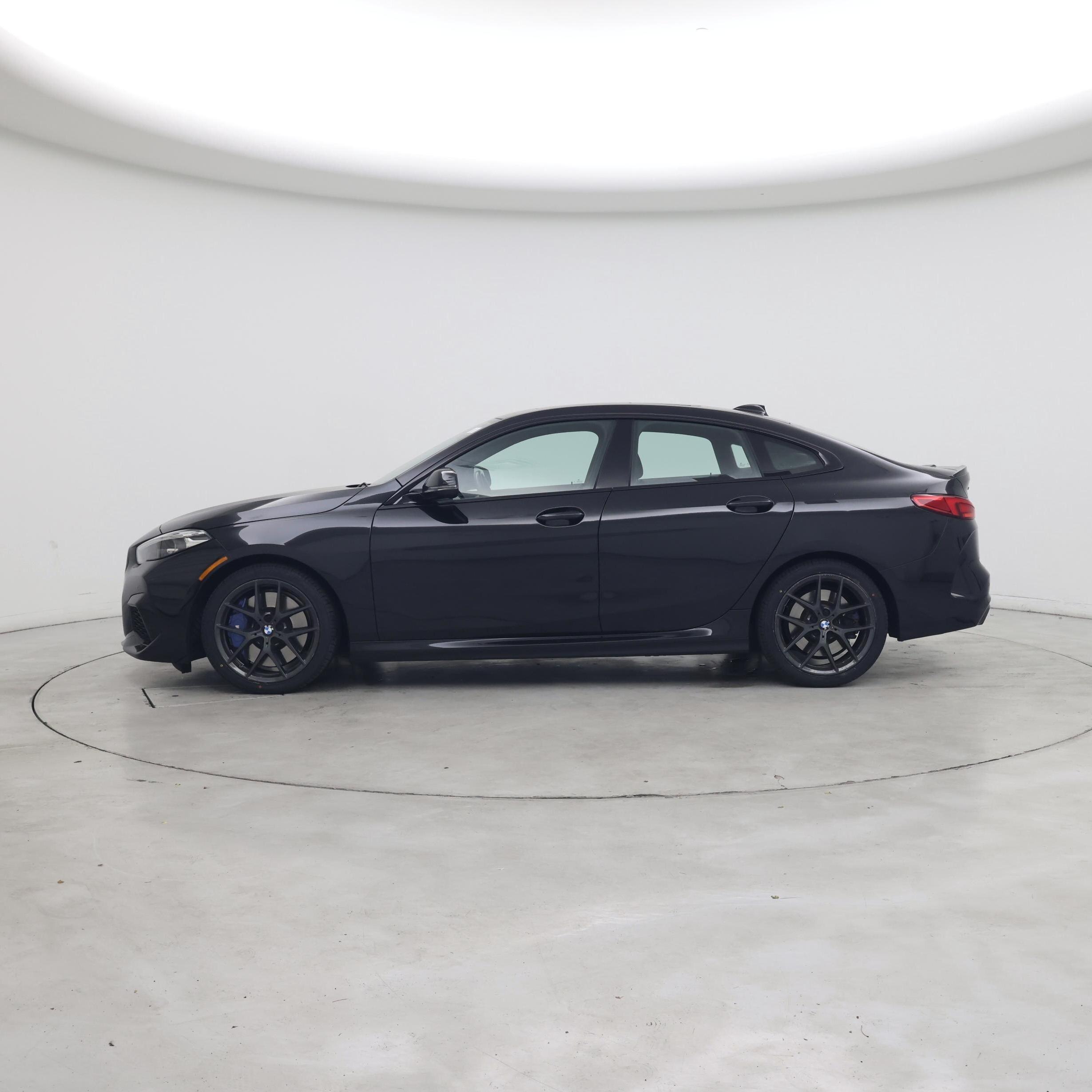 Thumbnail: 2023 BMW 2 Series - 3
