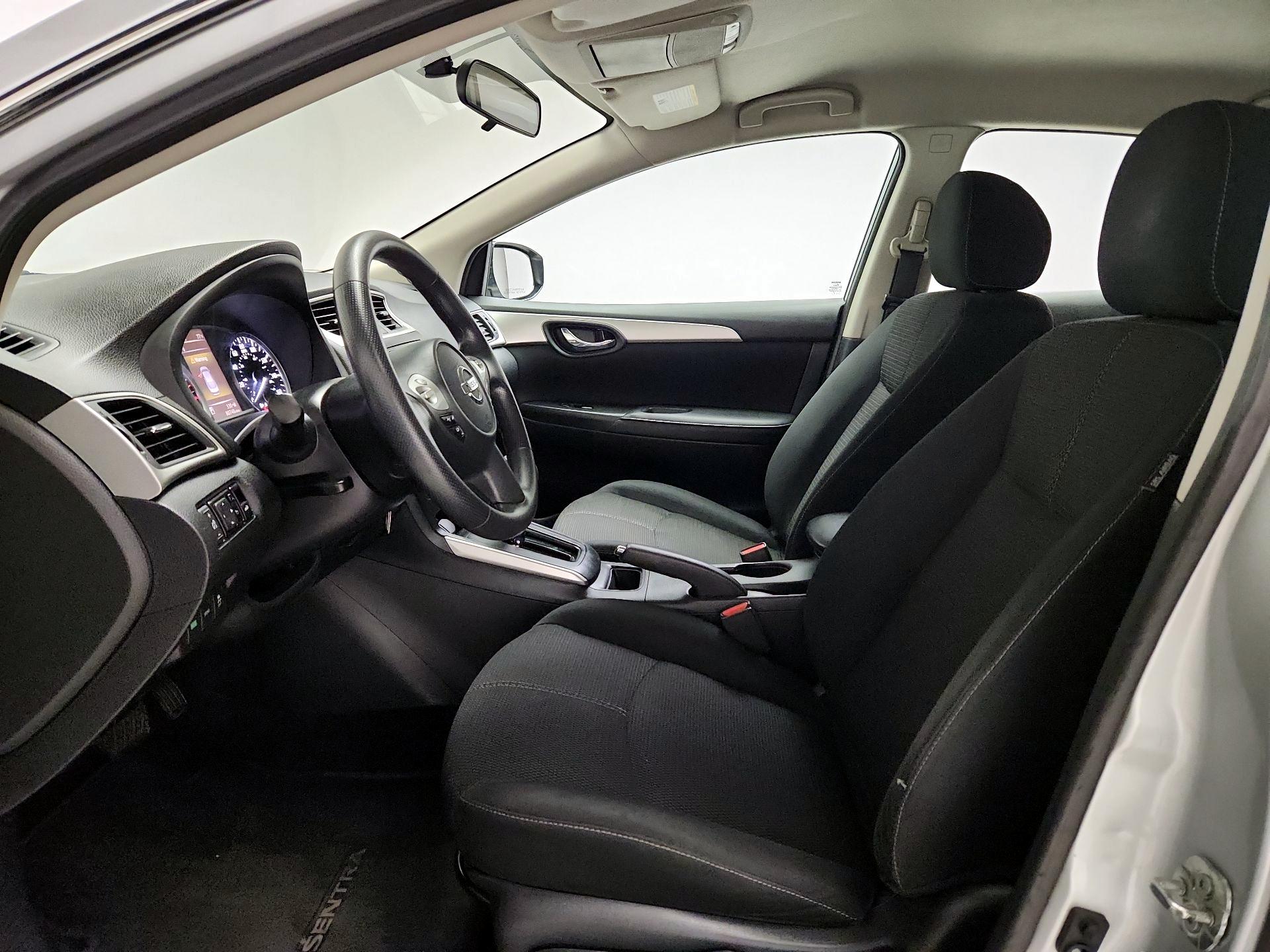 Thumbnail: 2018 Nissan Sentra - 11