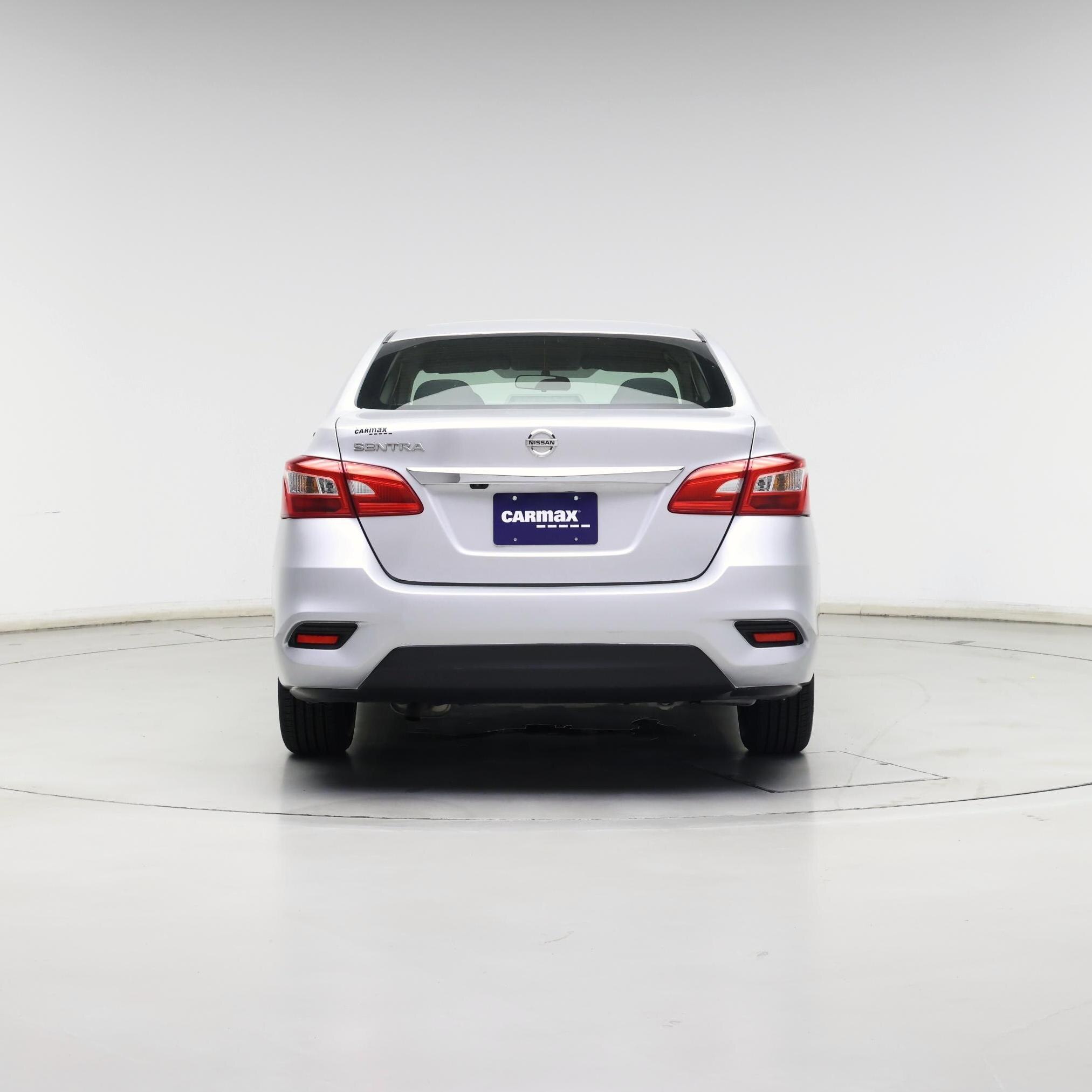 Thumbnail: 2018 Nissan Sentra - 6