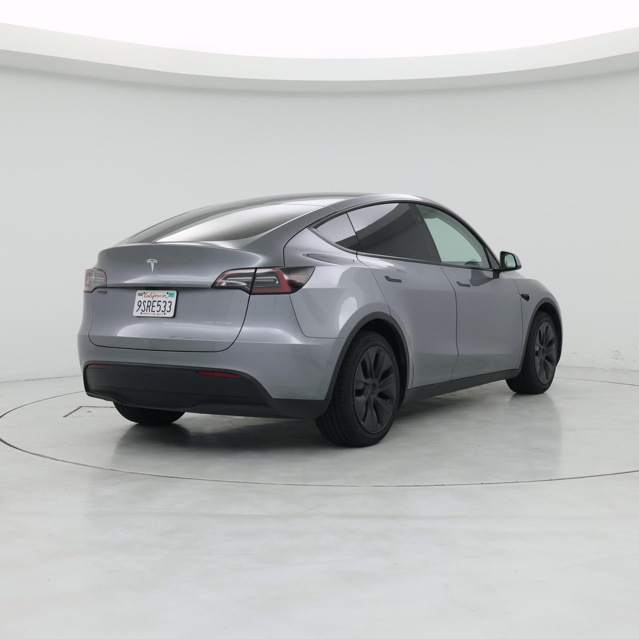 Thumbnail: 2025 Tesla Model Y - 8