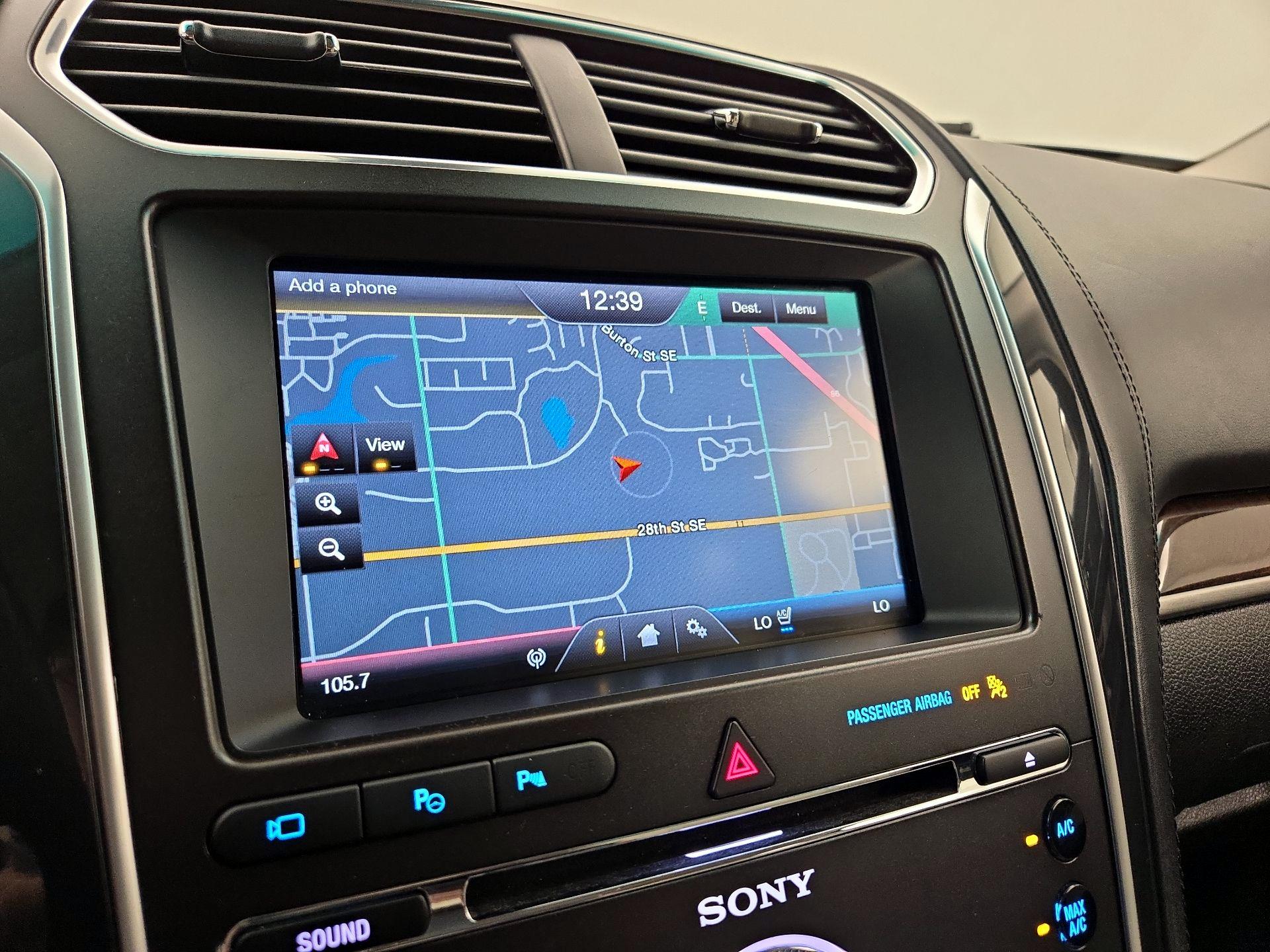 Thumbnail: 2016 Ford Explorer - 14