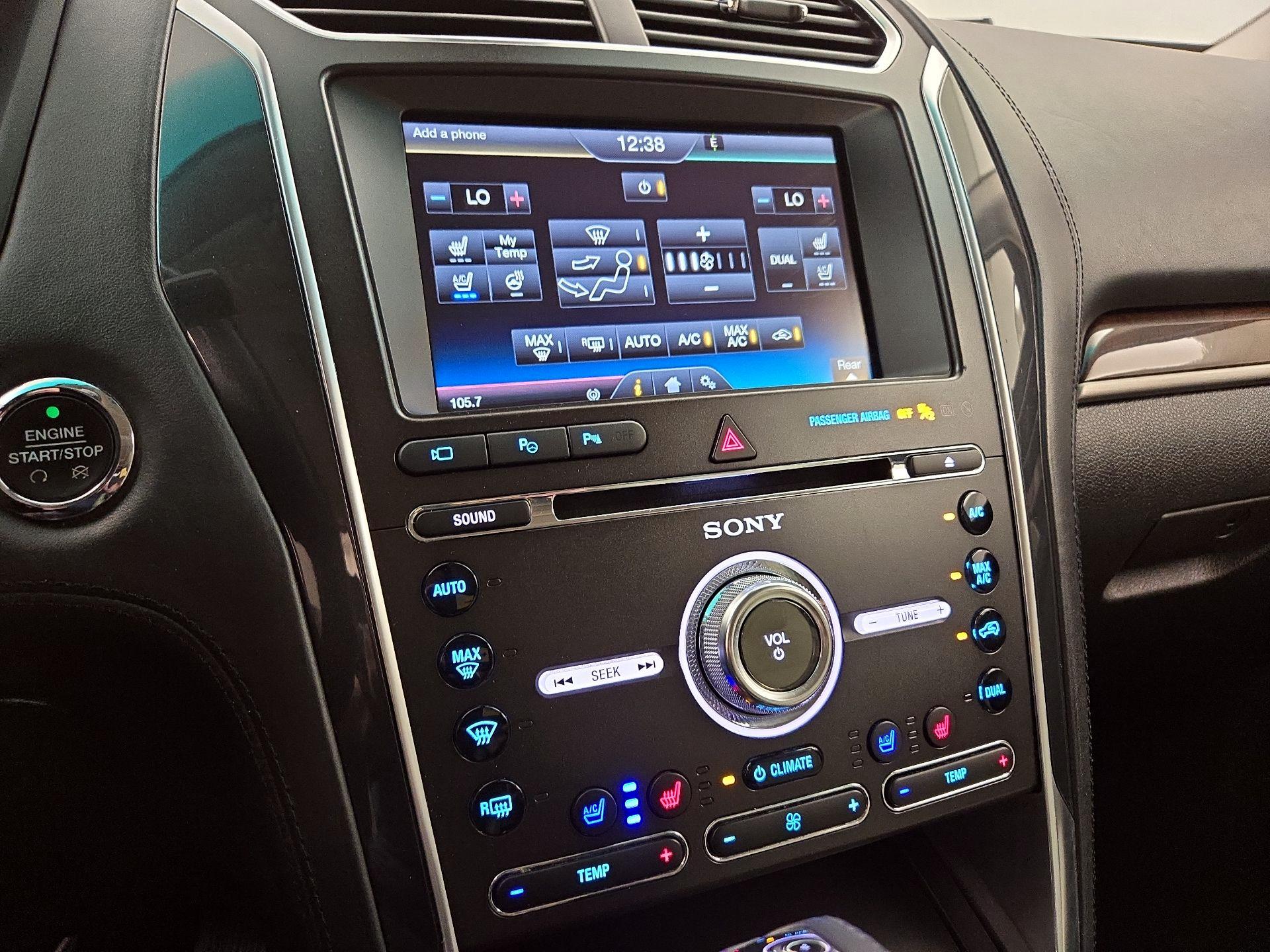 Thumbnail: 2016 Ford Explorer - 17