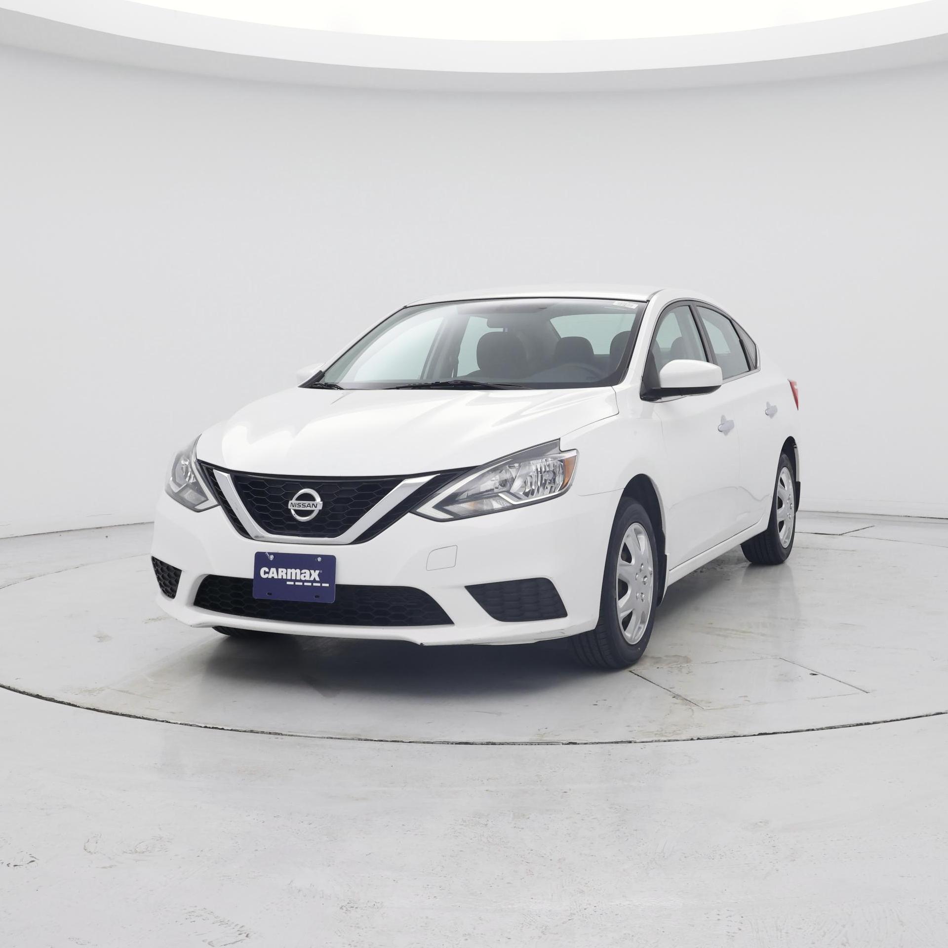 Thumbnail: 2016 Nissan Sentra - 4