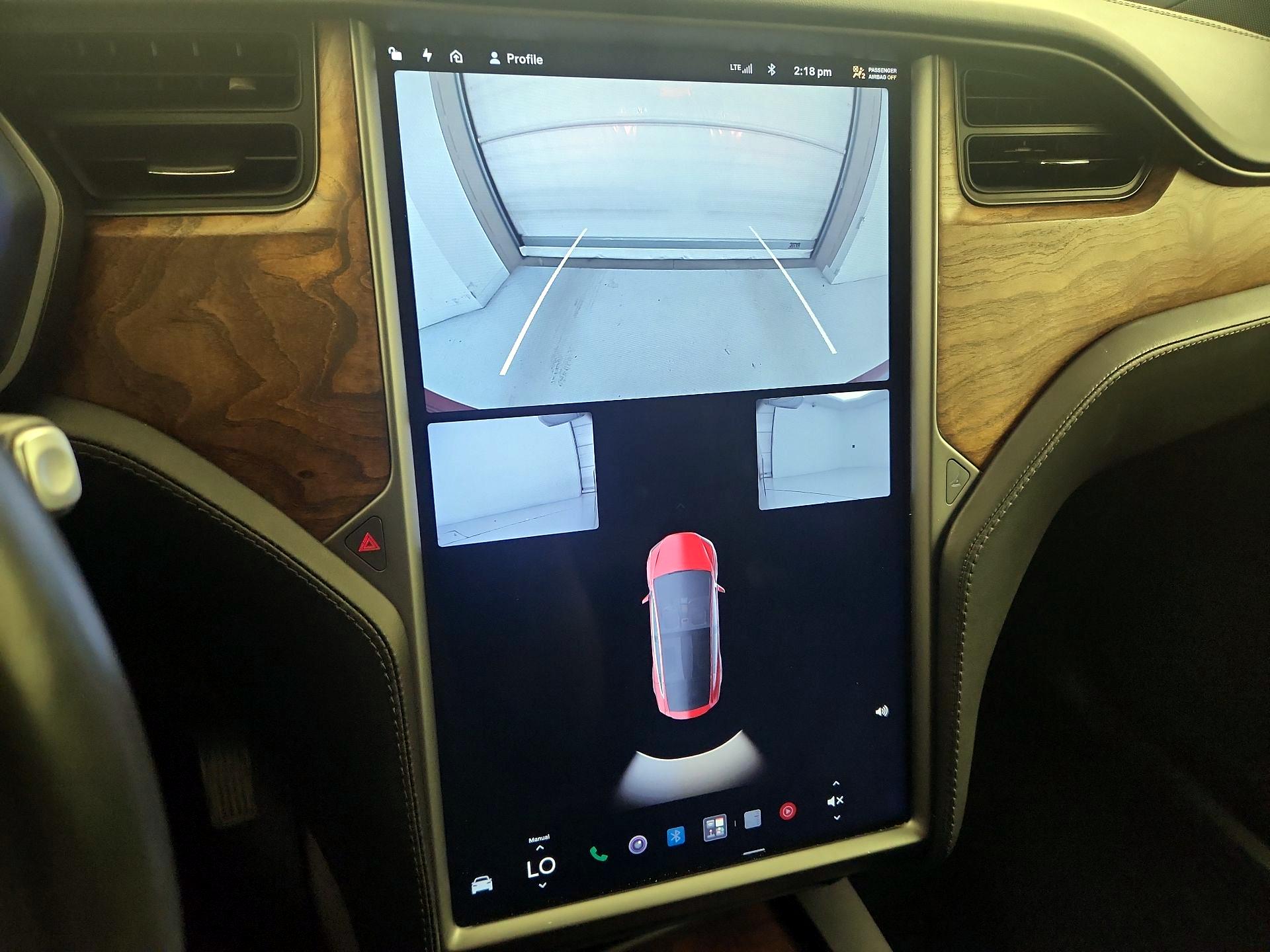Thumbnail: 2020 Tesla Model X - 14