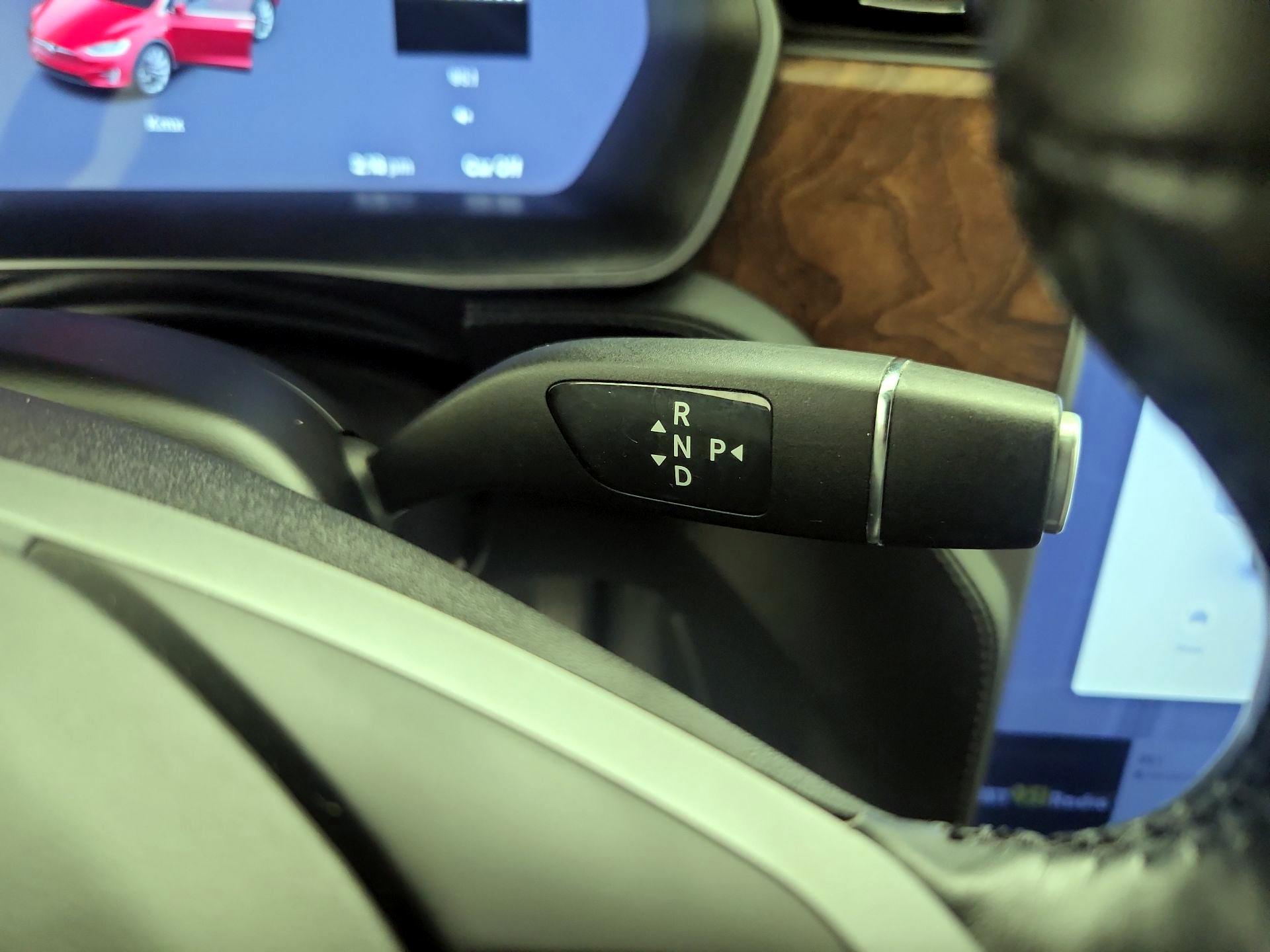 Thumbnail: 2020 Tesla Model X - 17