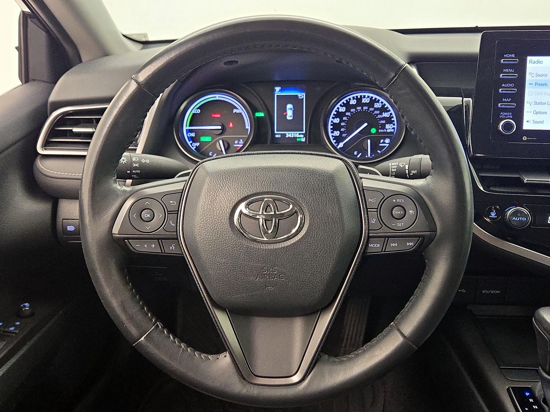 Thumbnail: 2022 Toyota Camry - 10