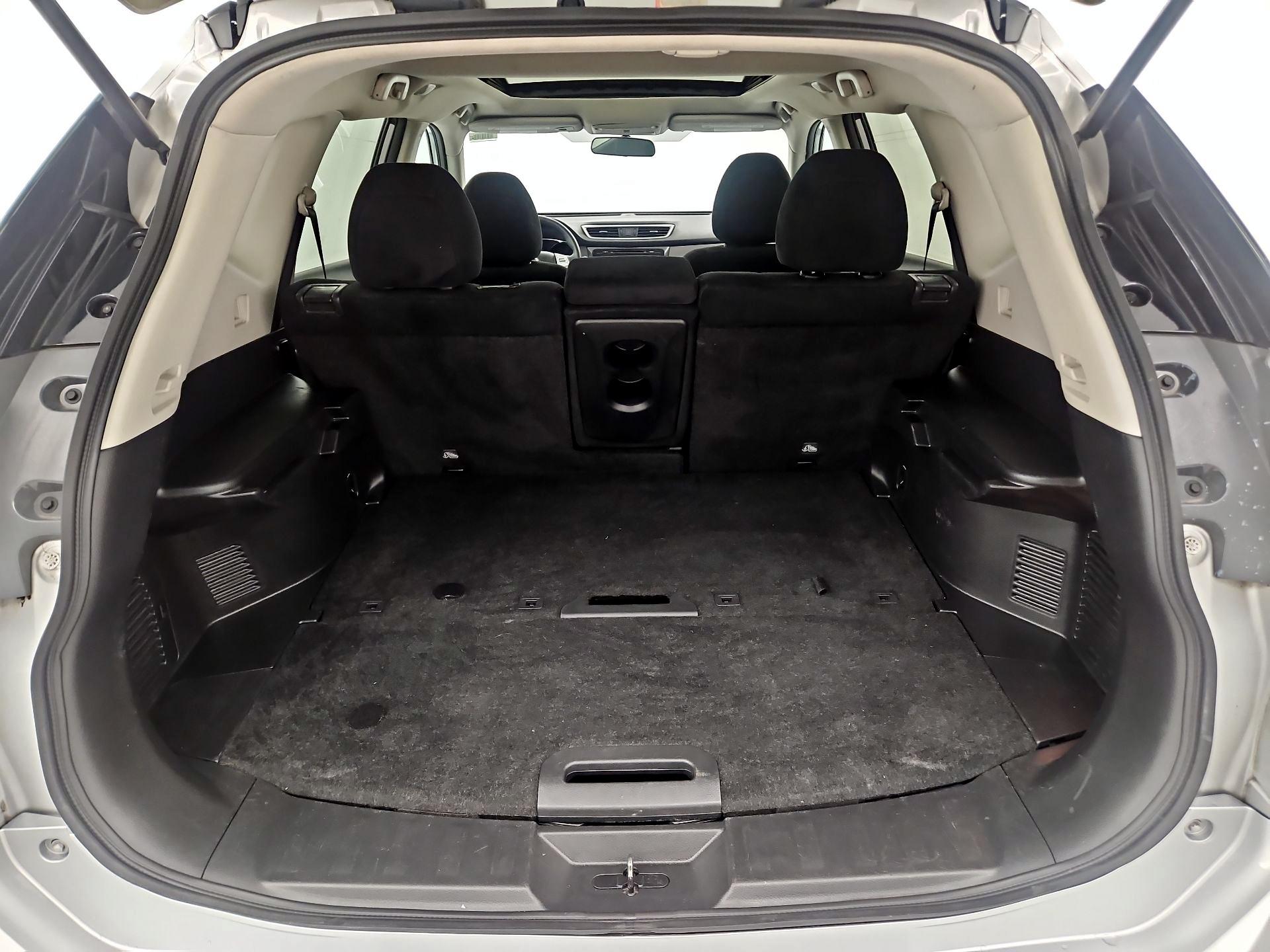 Thumbnail: 2016 Nissan Rogue - 19