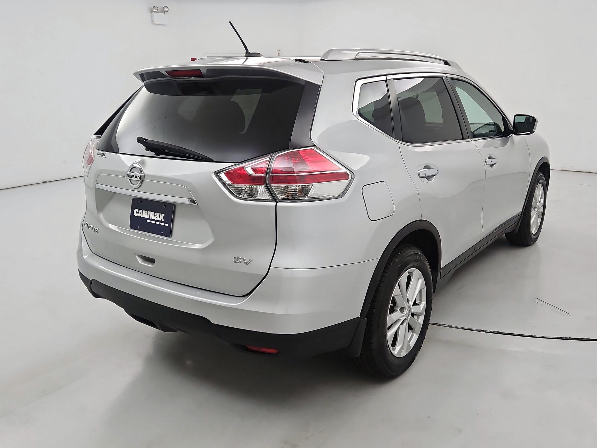 Thumbnail: 2016 Nissan Rogue - 5