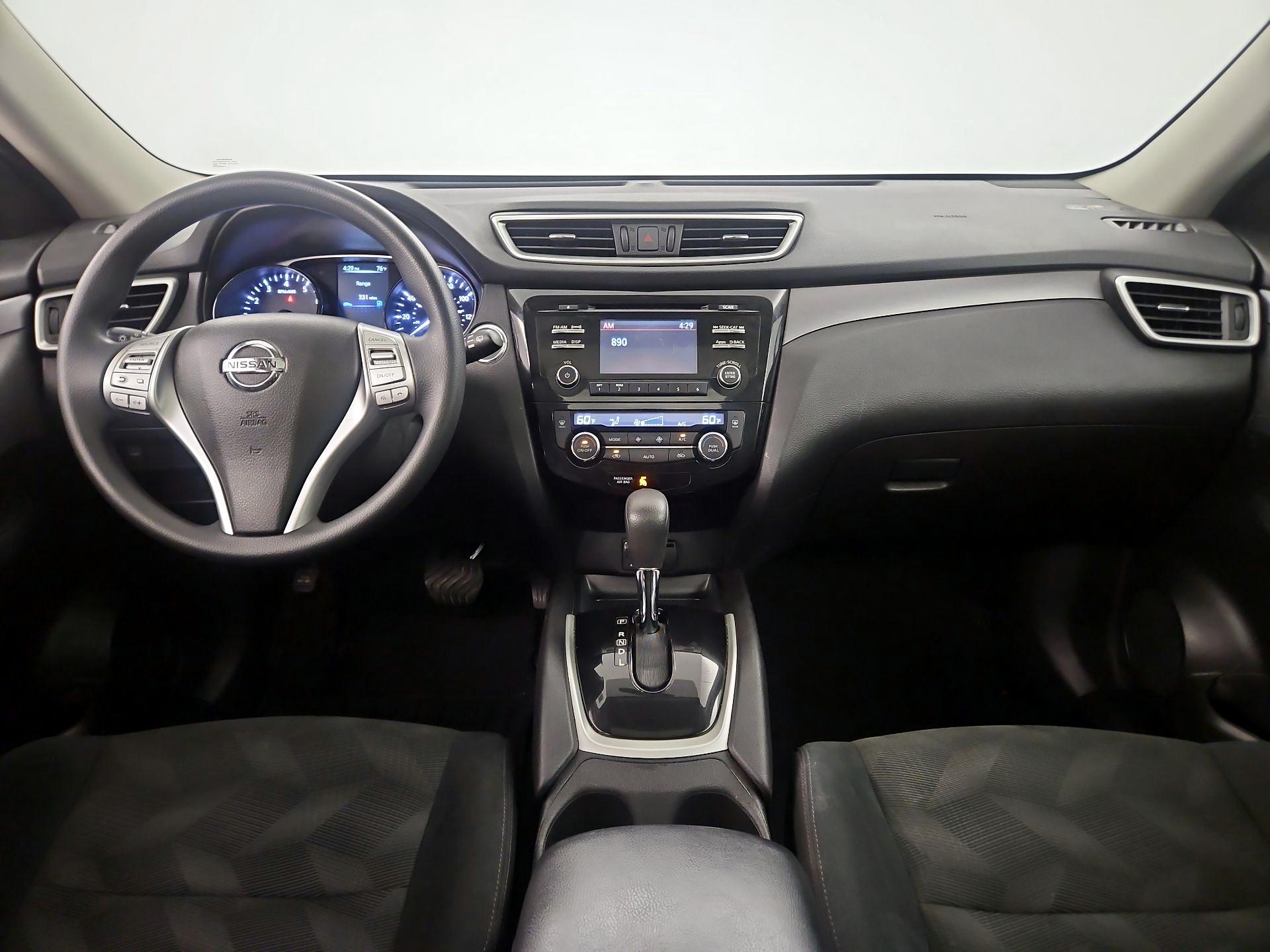 Thumbnail: 2016 Nissan Rogue - 8