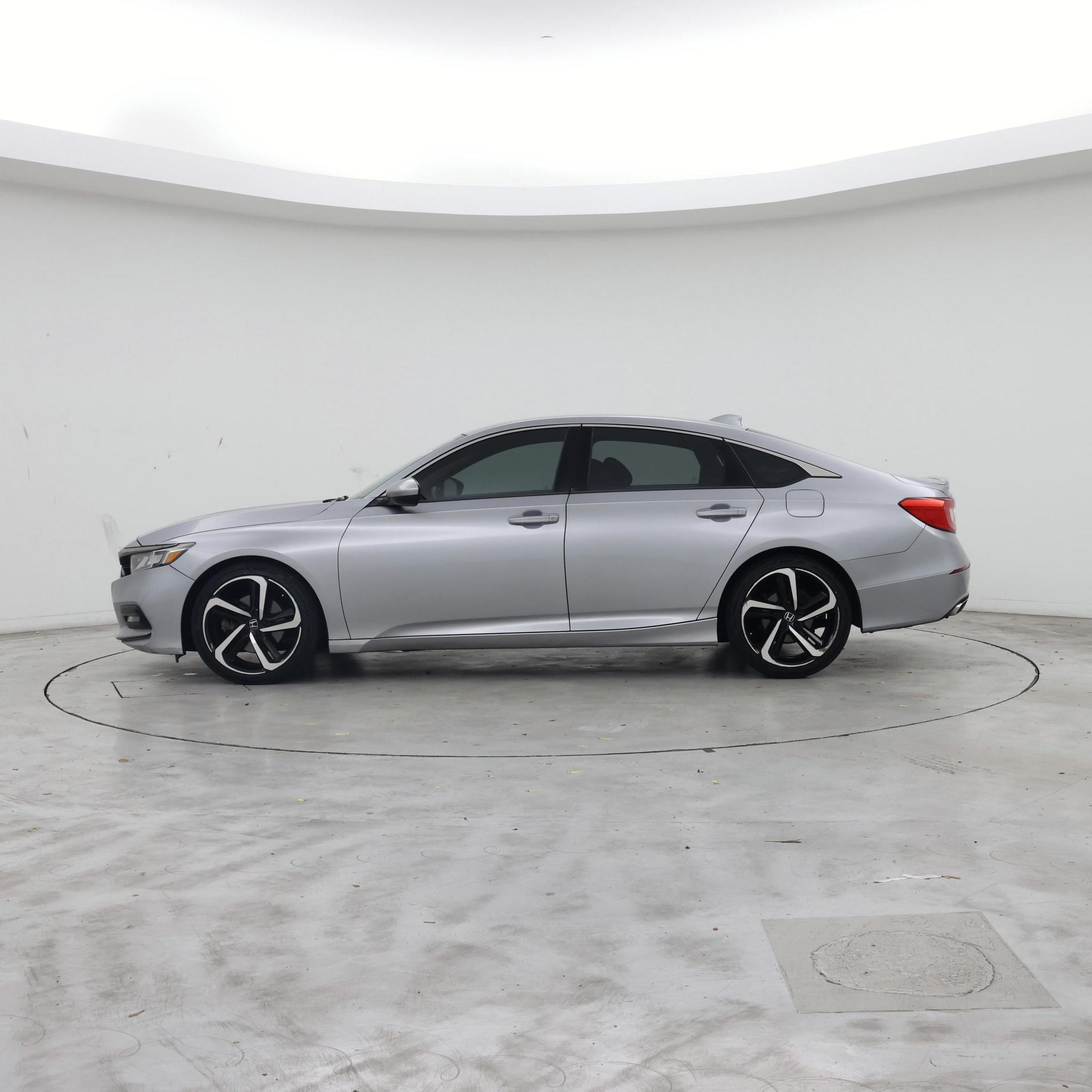 Thumbnail: 2018 Honda Accord - 3