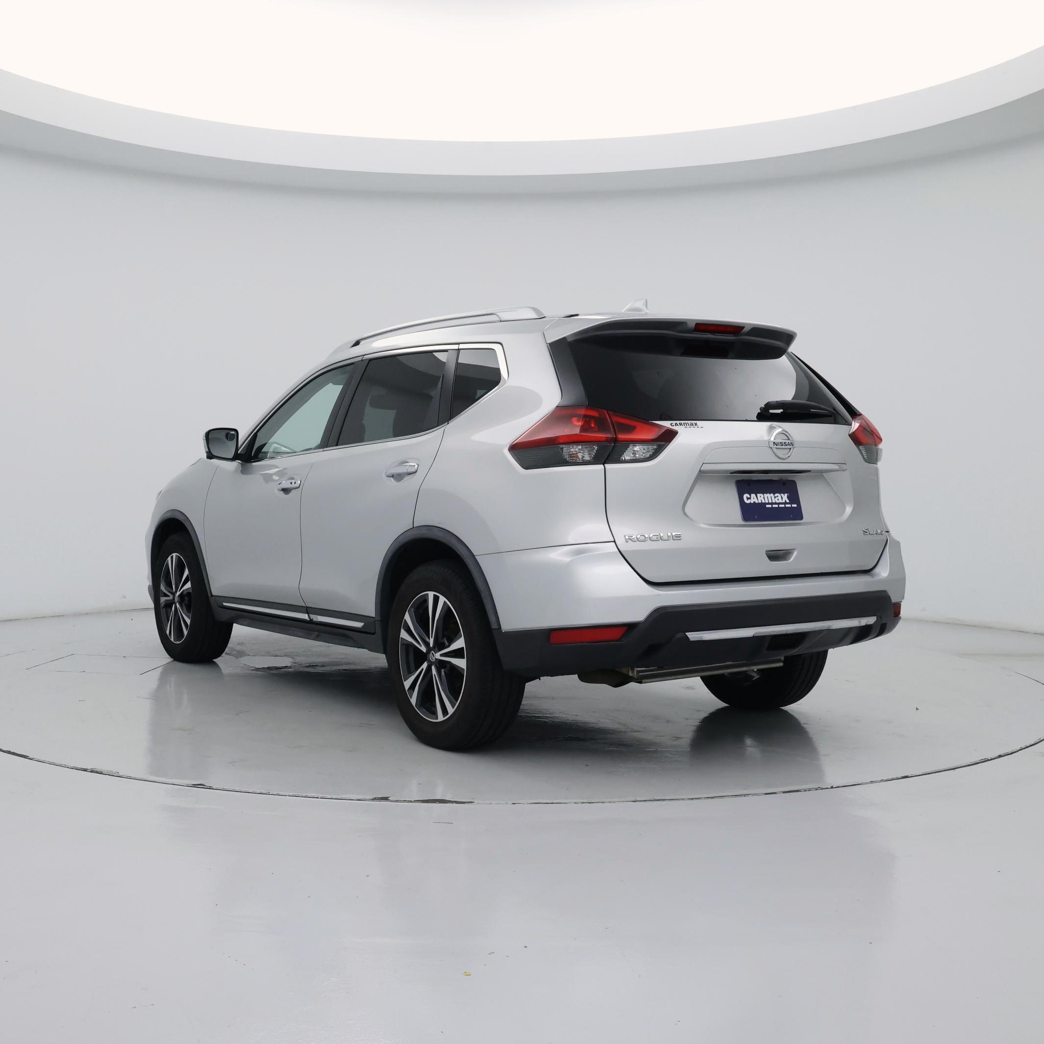Thumbnail: 2018 Nissan Rogue - 2