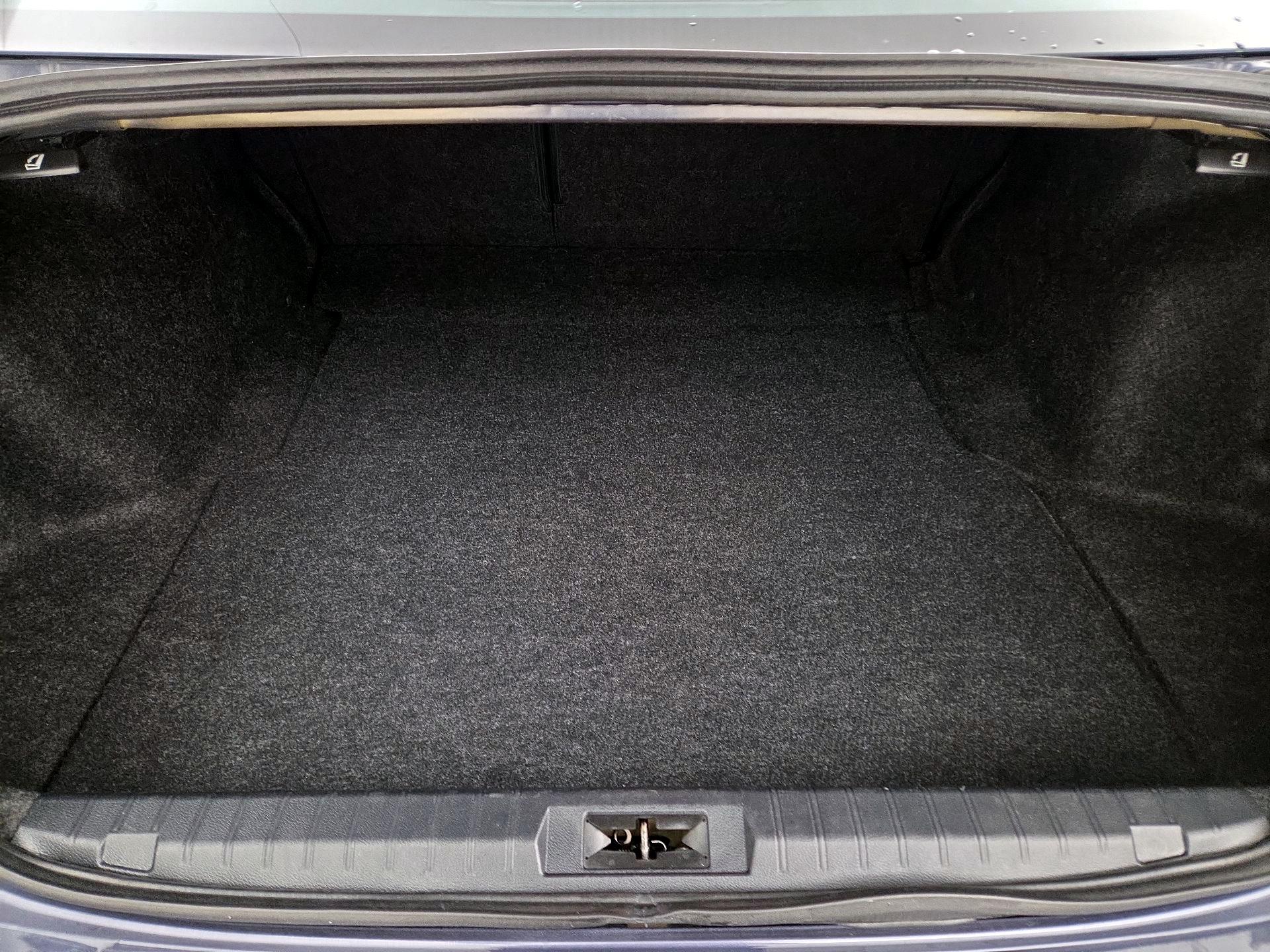 Thumbnail: 2015 Subaru Legacy - 20