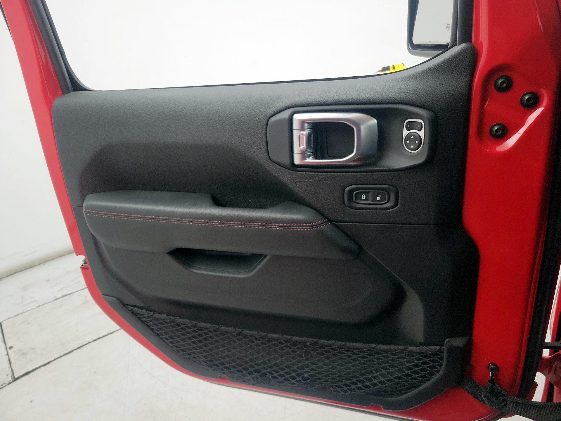 Thumbnail: 2020 Jeep Wrangler - 12