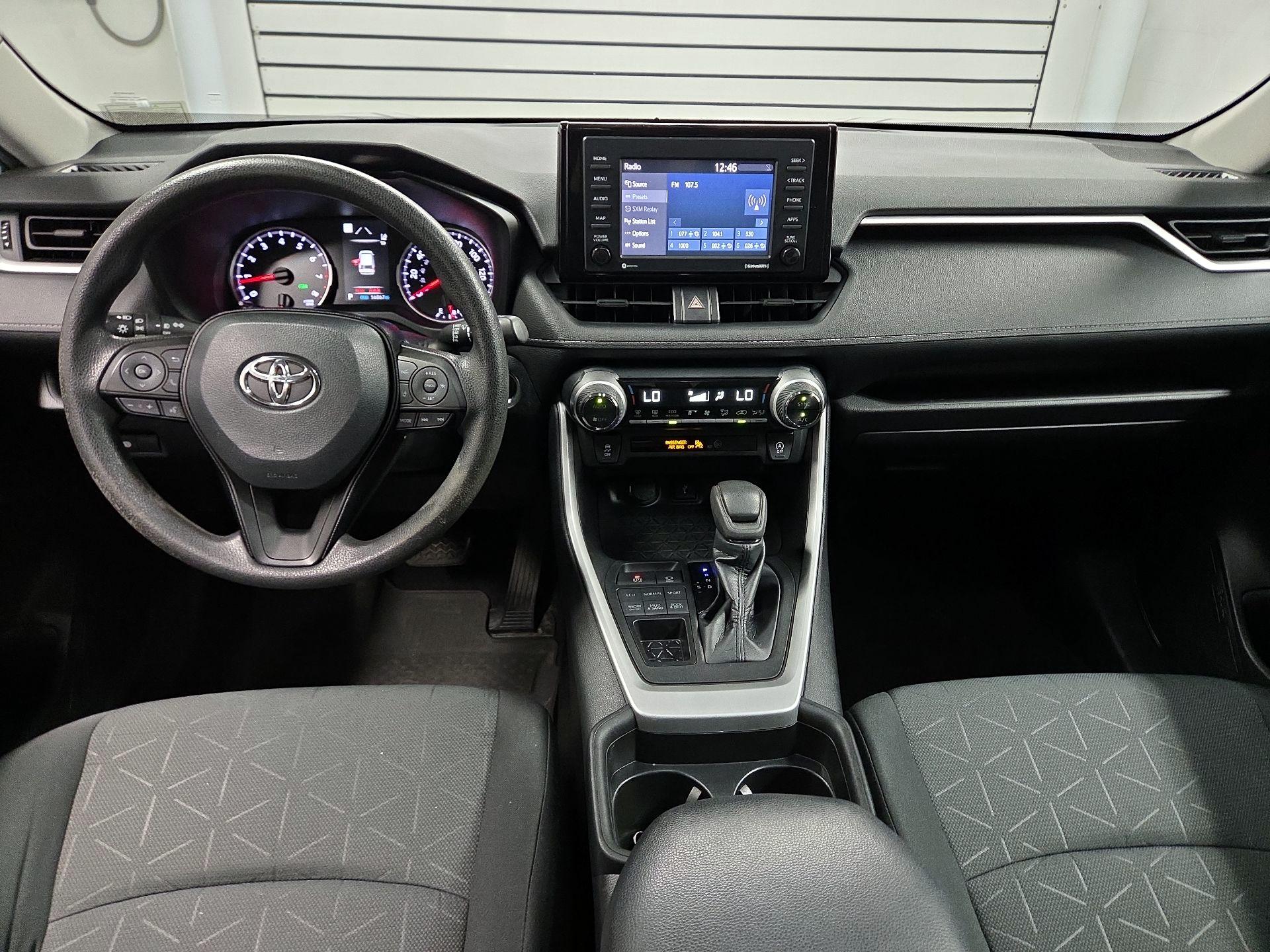 Thumbnail: 2020 Toyota RAV4 - 9