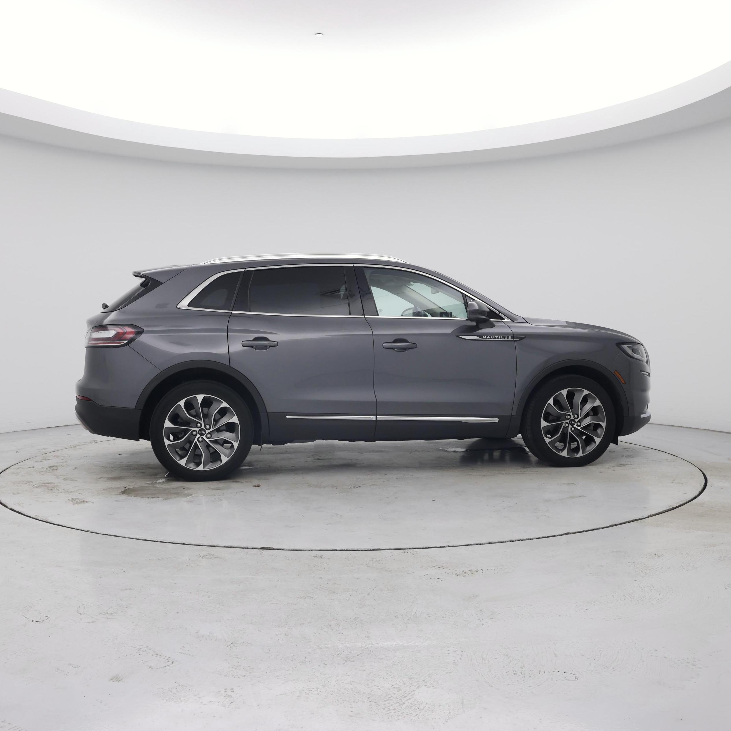 Thumbnail: 2021 Lincoln Nautilus - 7