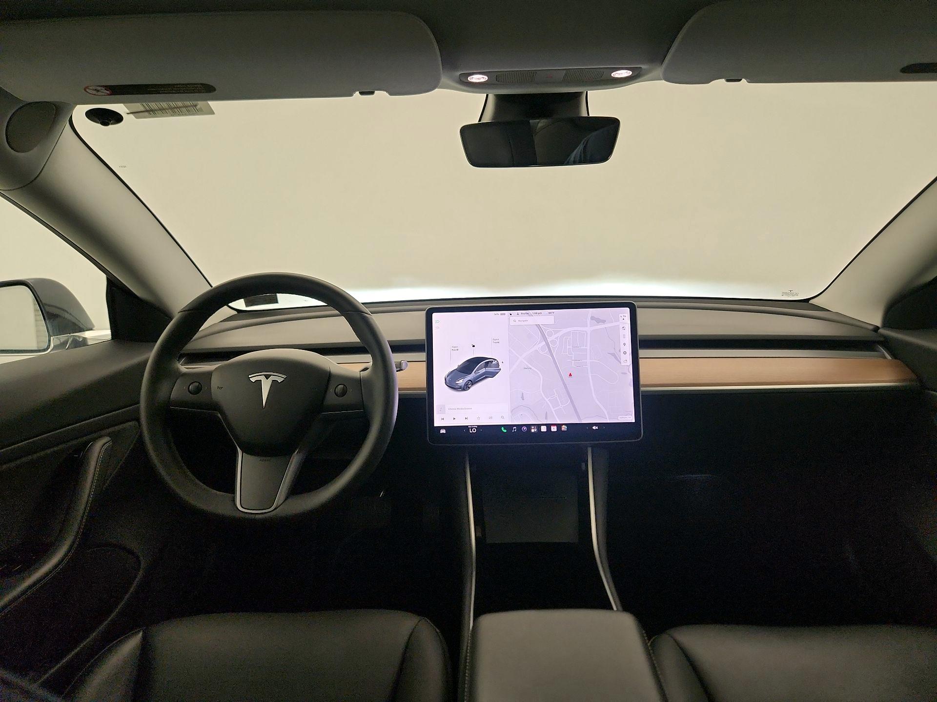 Thumbnail: 2020 Tesla Model 3 - 9