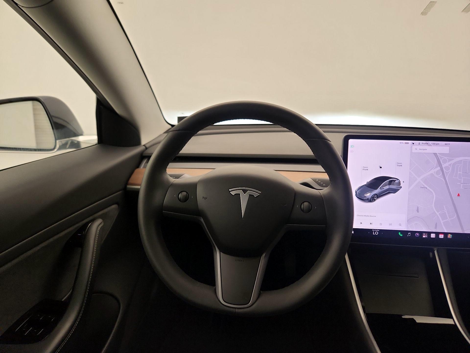 Thumbnail: 2020 Tesla Model 3 - 10