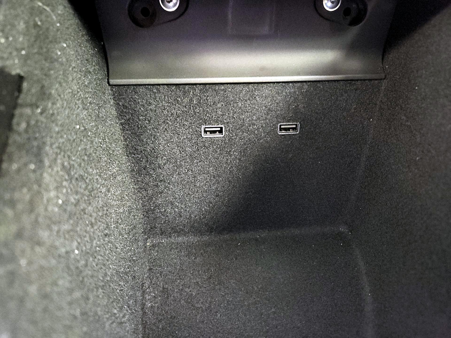 Thumbnail: 2020 Tesla Model 3 - 19
