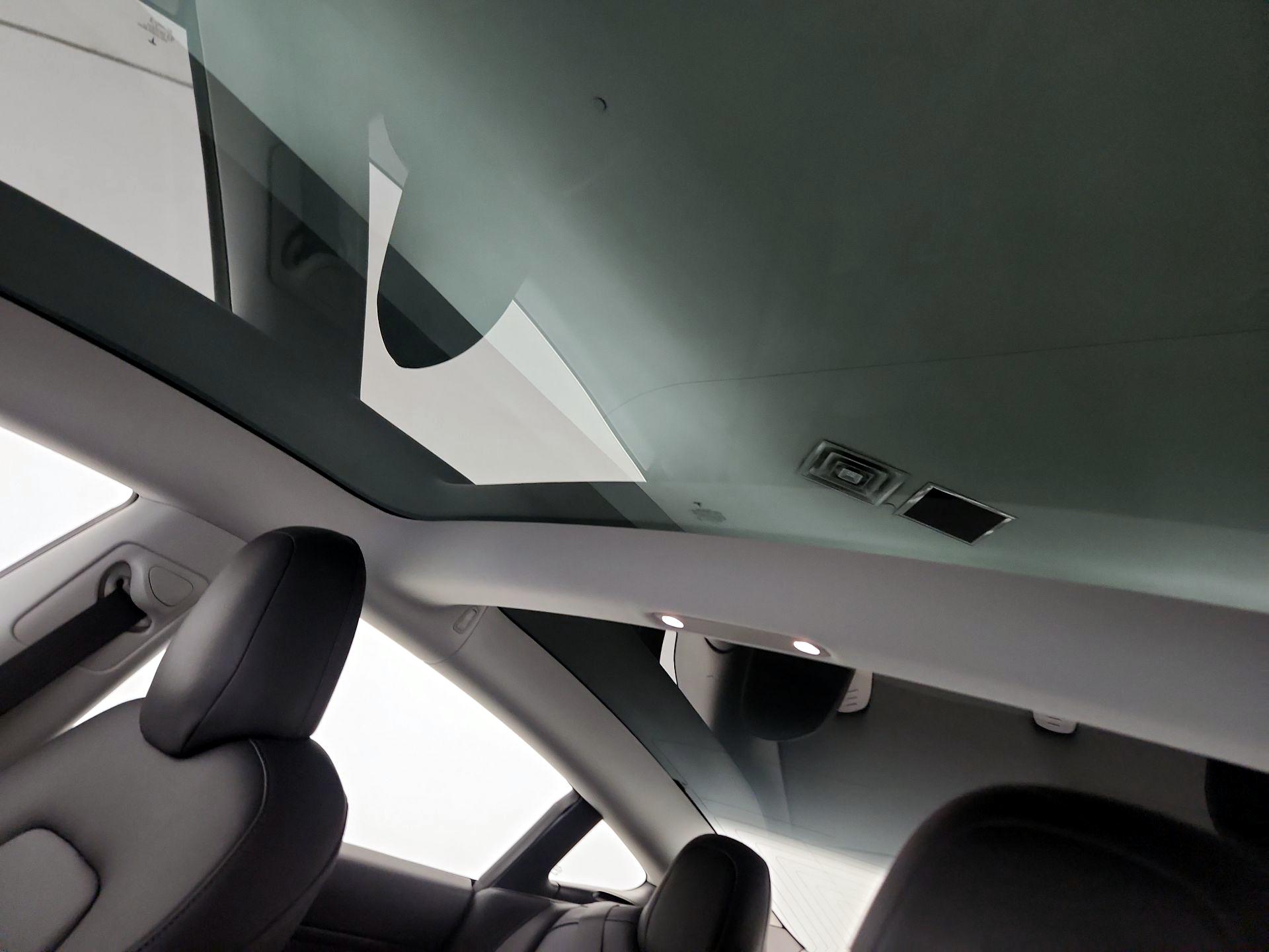 Thumbnail: 2020 Tesla Model 3 - 20