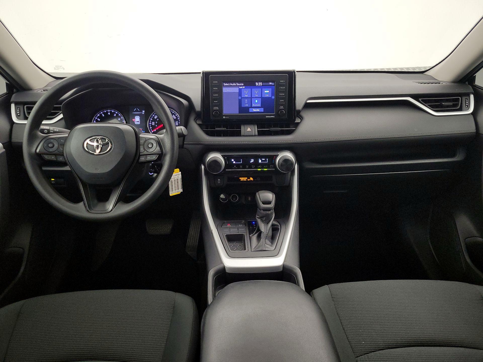 Thumbnail: 2021 Toyota RAV4 - 9