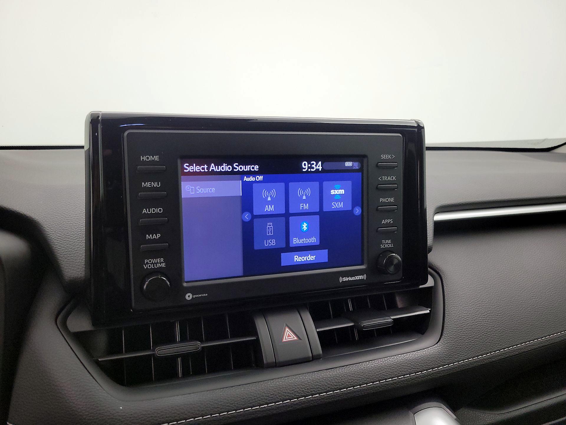 Thumbnail: 2021 Toyota RAV4 - 15