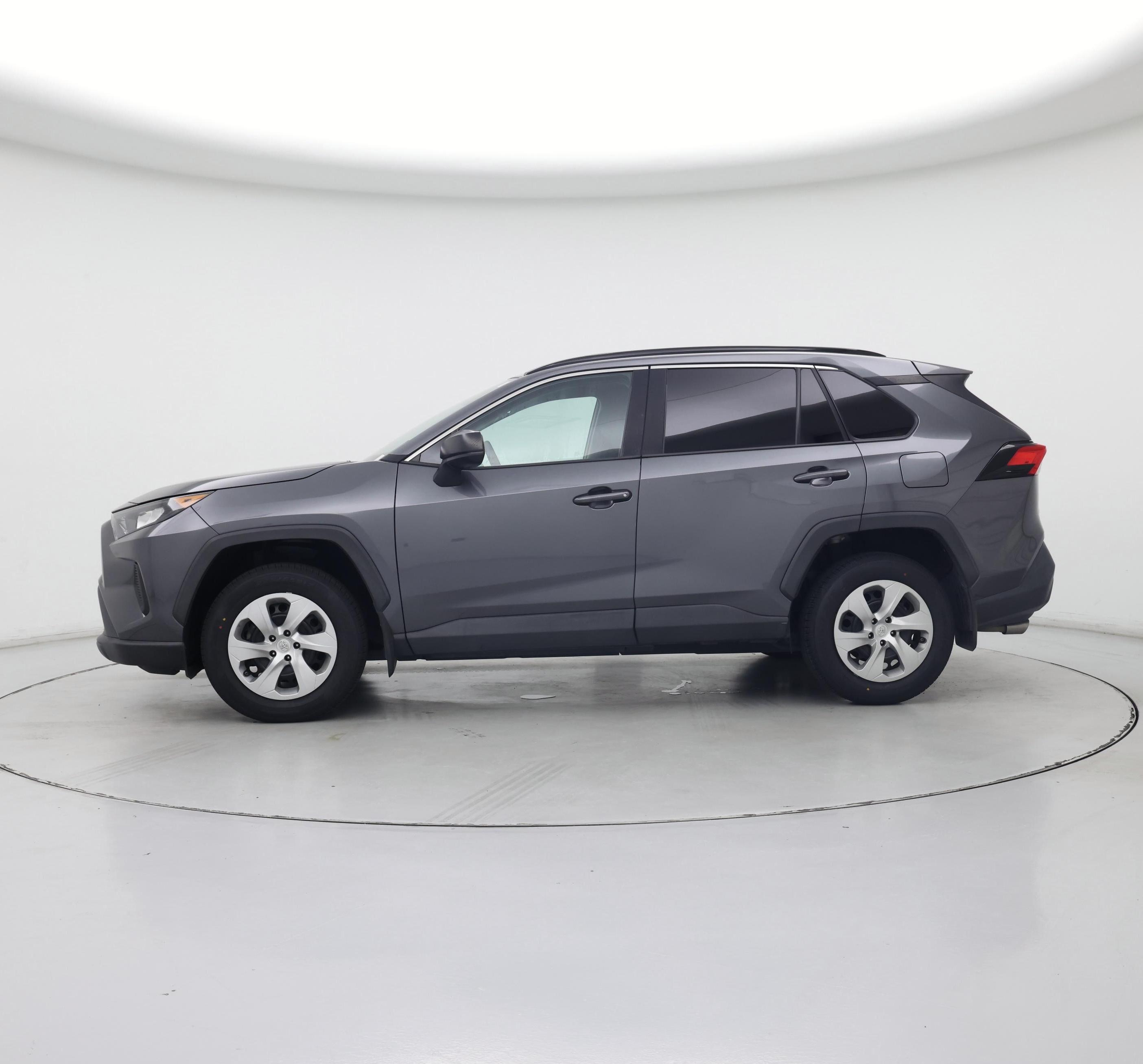 Thumbnail: 2021 Toyota RAV4 - 3