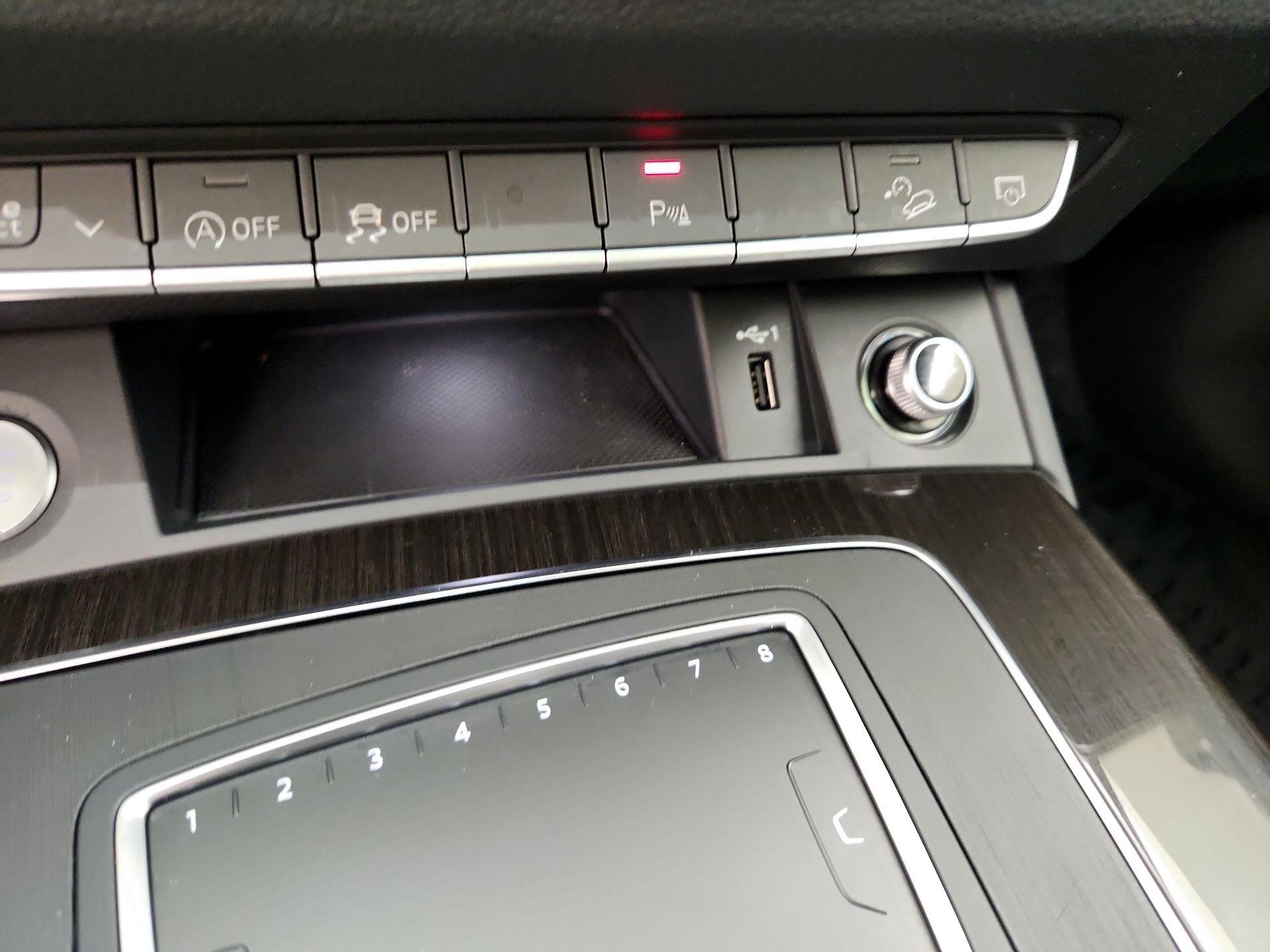 Thumbnail: 2020 Audi Q5 - 19