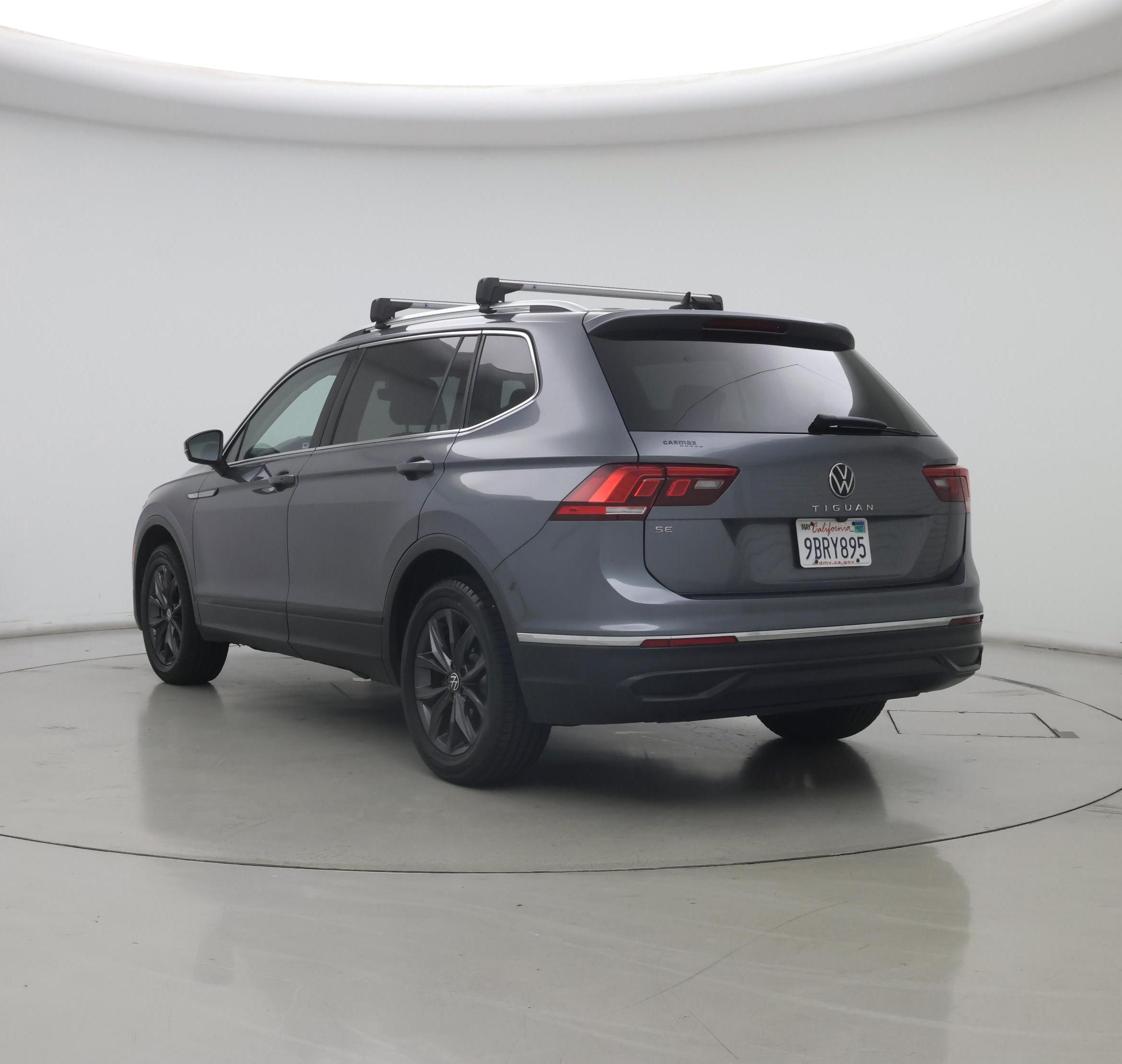 Thumbnail: 2022 Volkswagen Tiguan - 2
