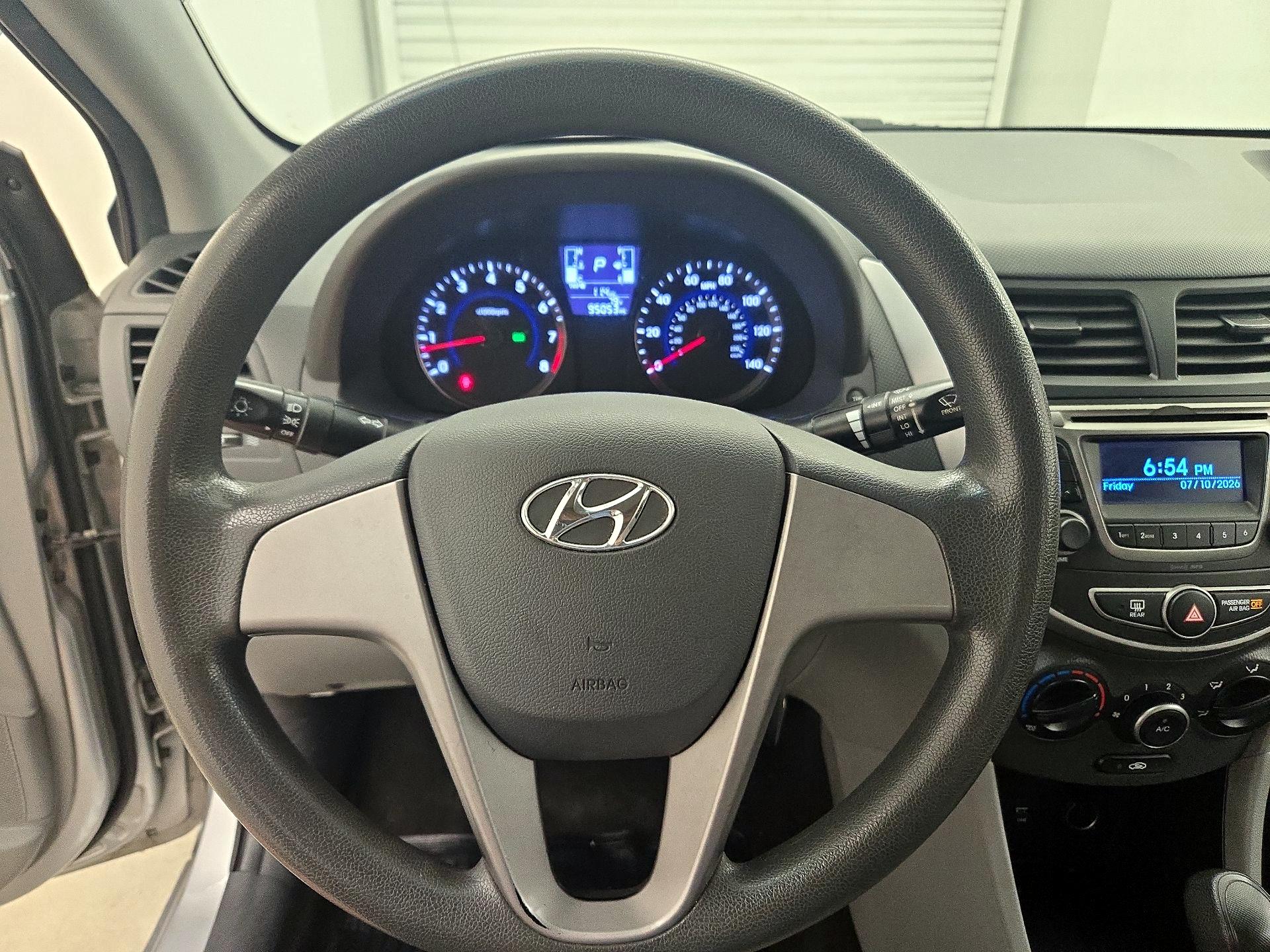 Thumbnail: 2016 Hyundai Accent - 10