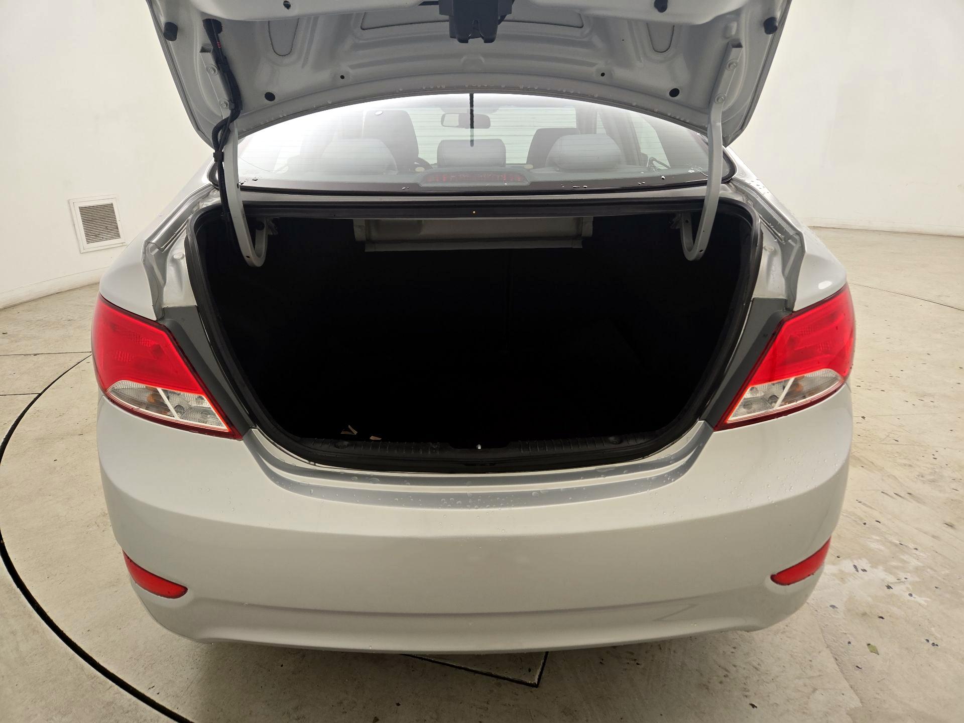 Thumbnail: 2016 Hyundai Accent - 19