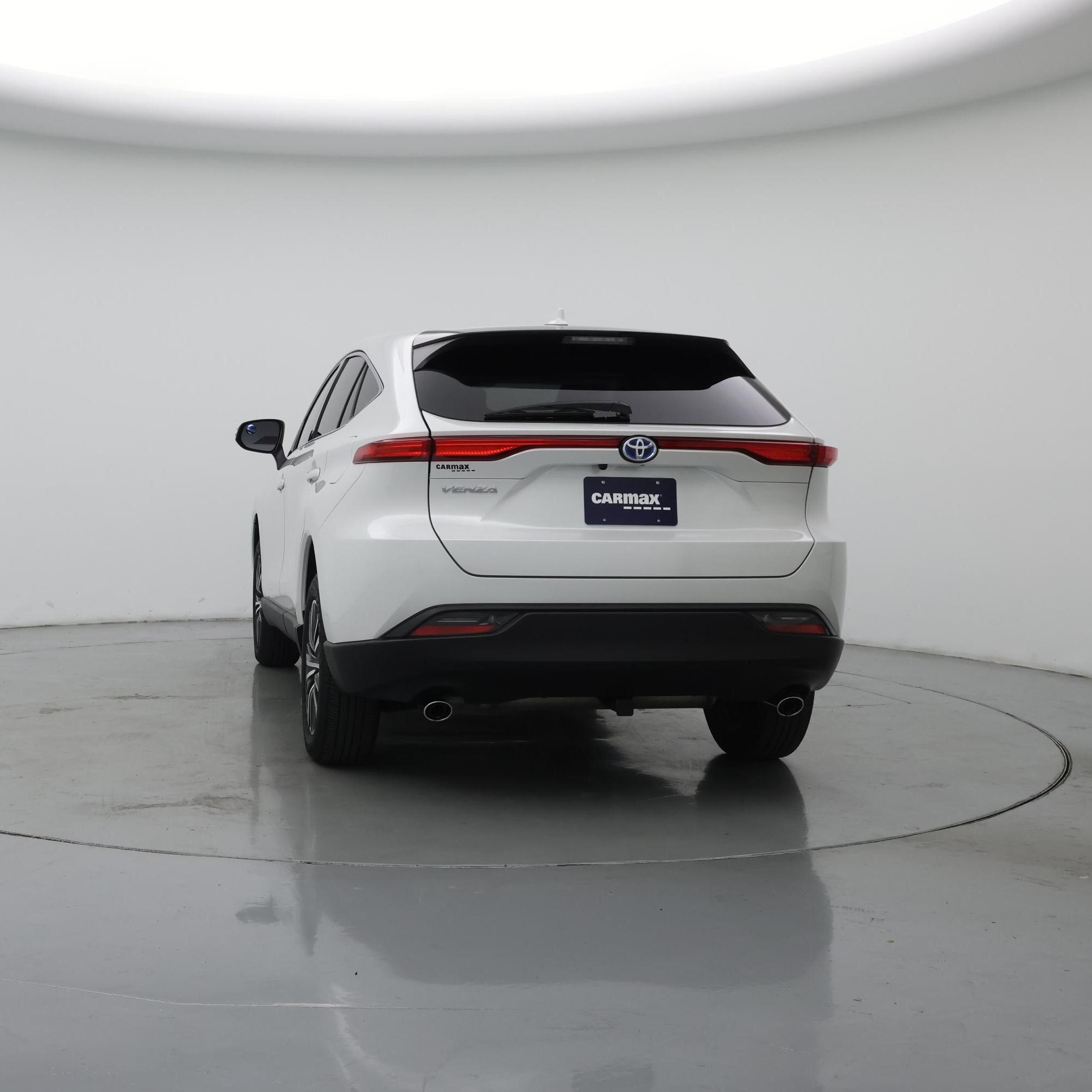 Thumbnail: 2023 Toyota Venza - 6