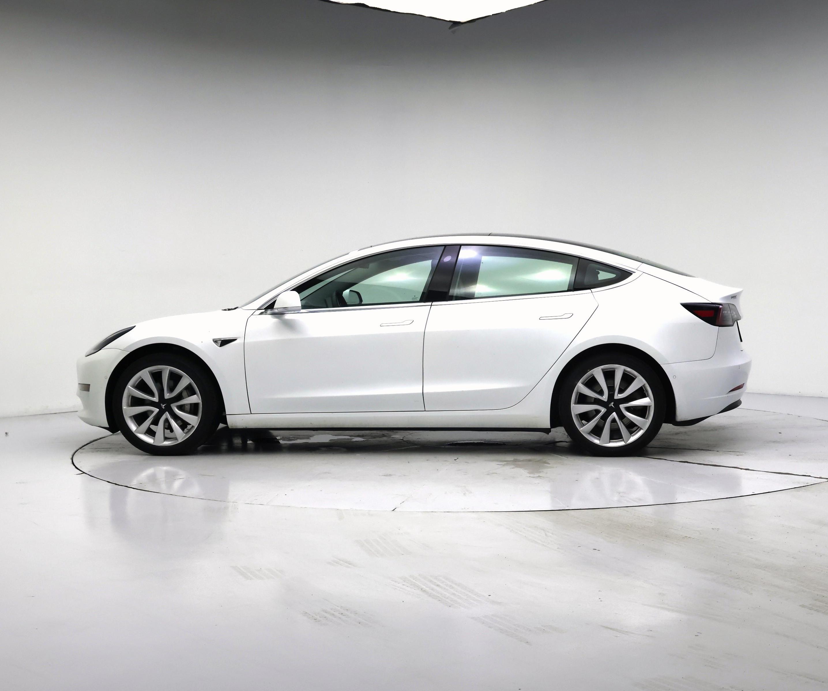 Thumbnail: 2020 Tesla Model 3 - 3