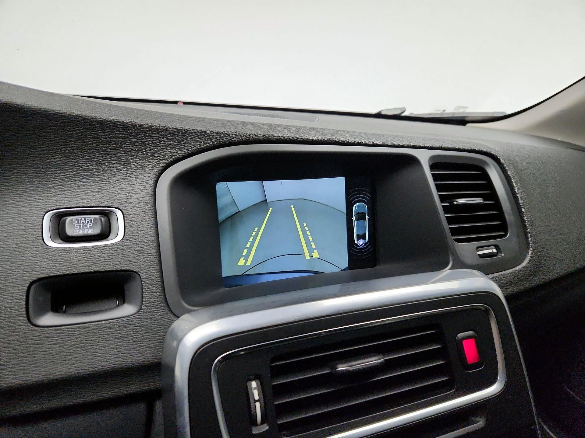 Thumbnail: 2016 Volvo S60 - 15