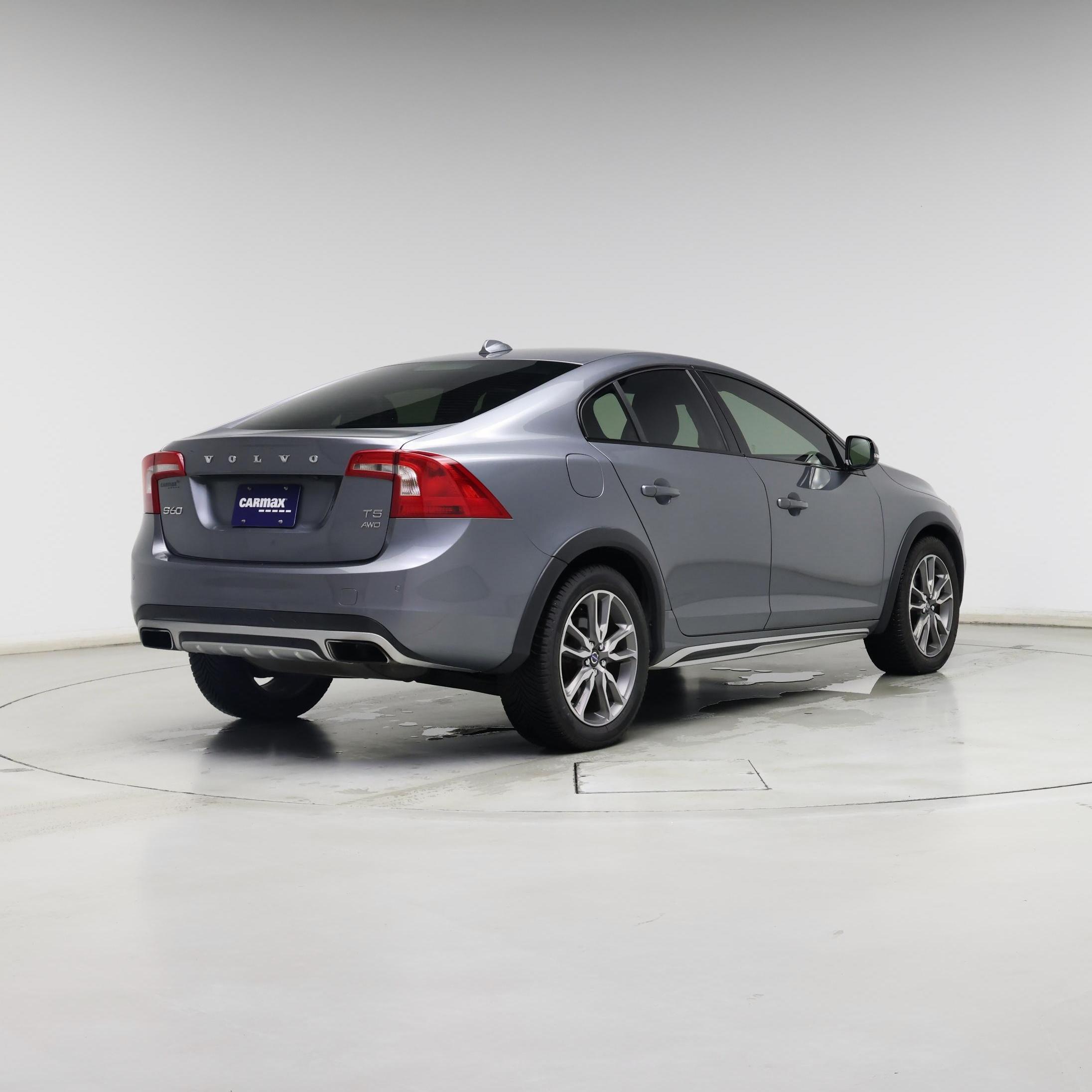 Thumbnail: 2016 Volvo S60 - 8