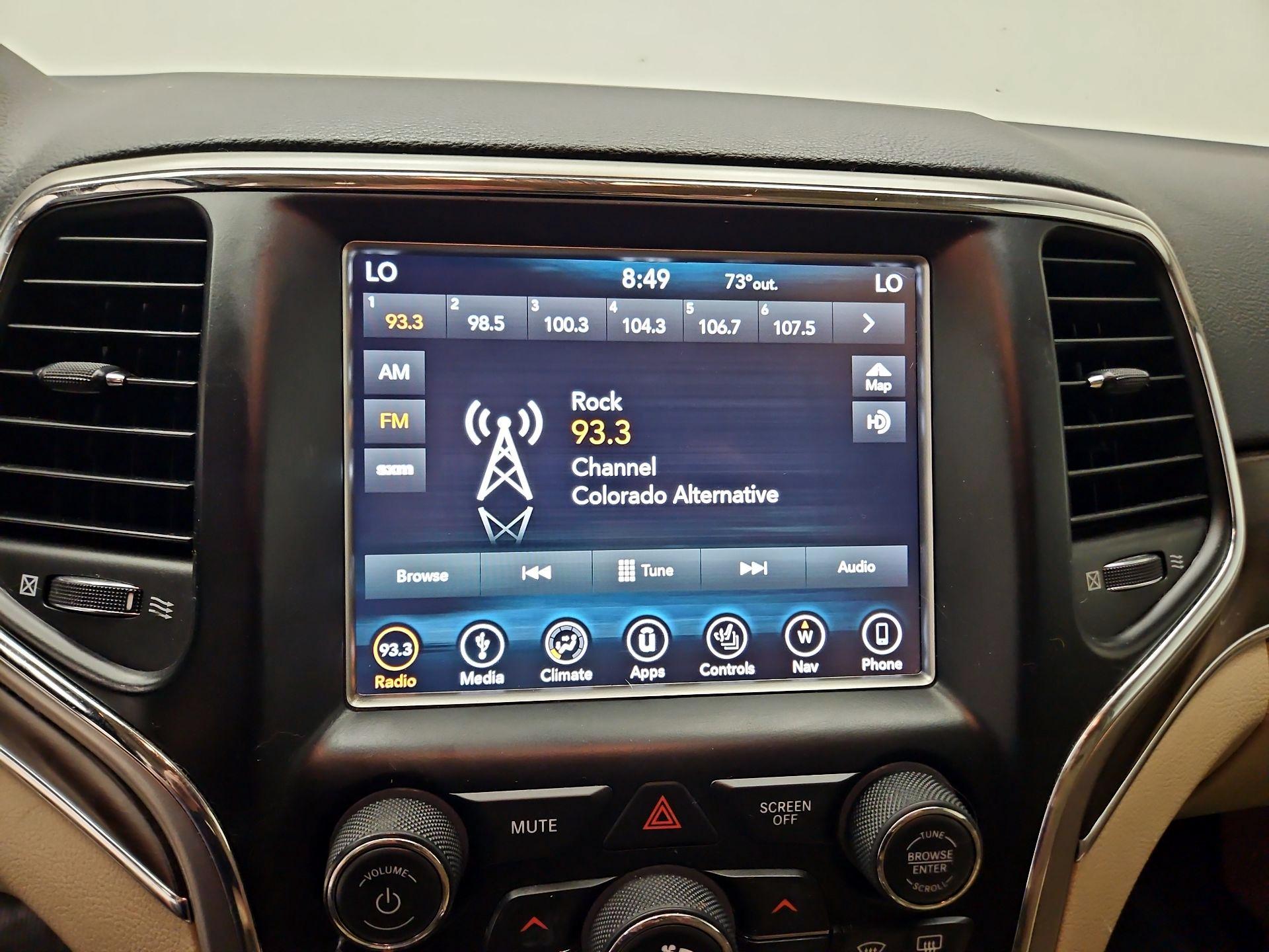 Thumbnail: 2018 Jeep Grand Cherokee - 16