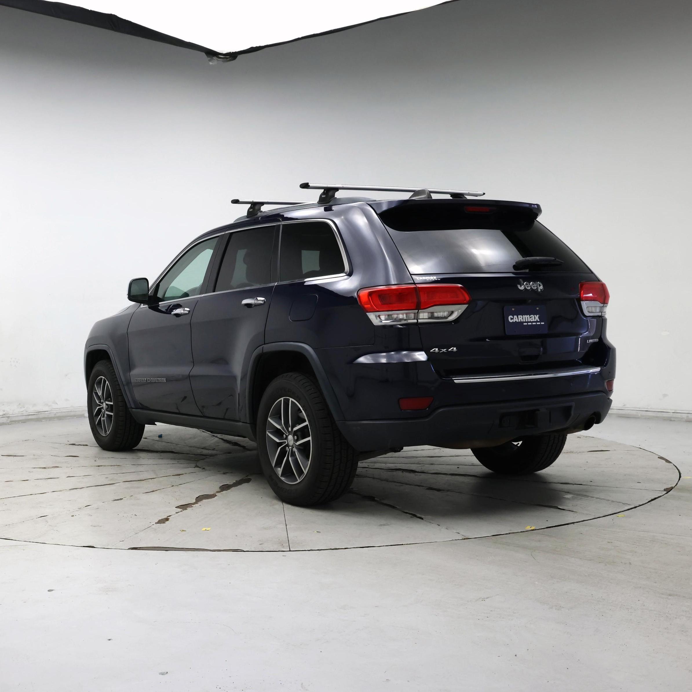 Thumbnail: 2018 Jeep Grand Cherokee - 2