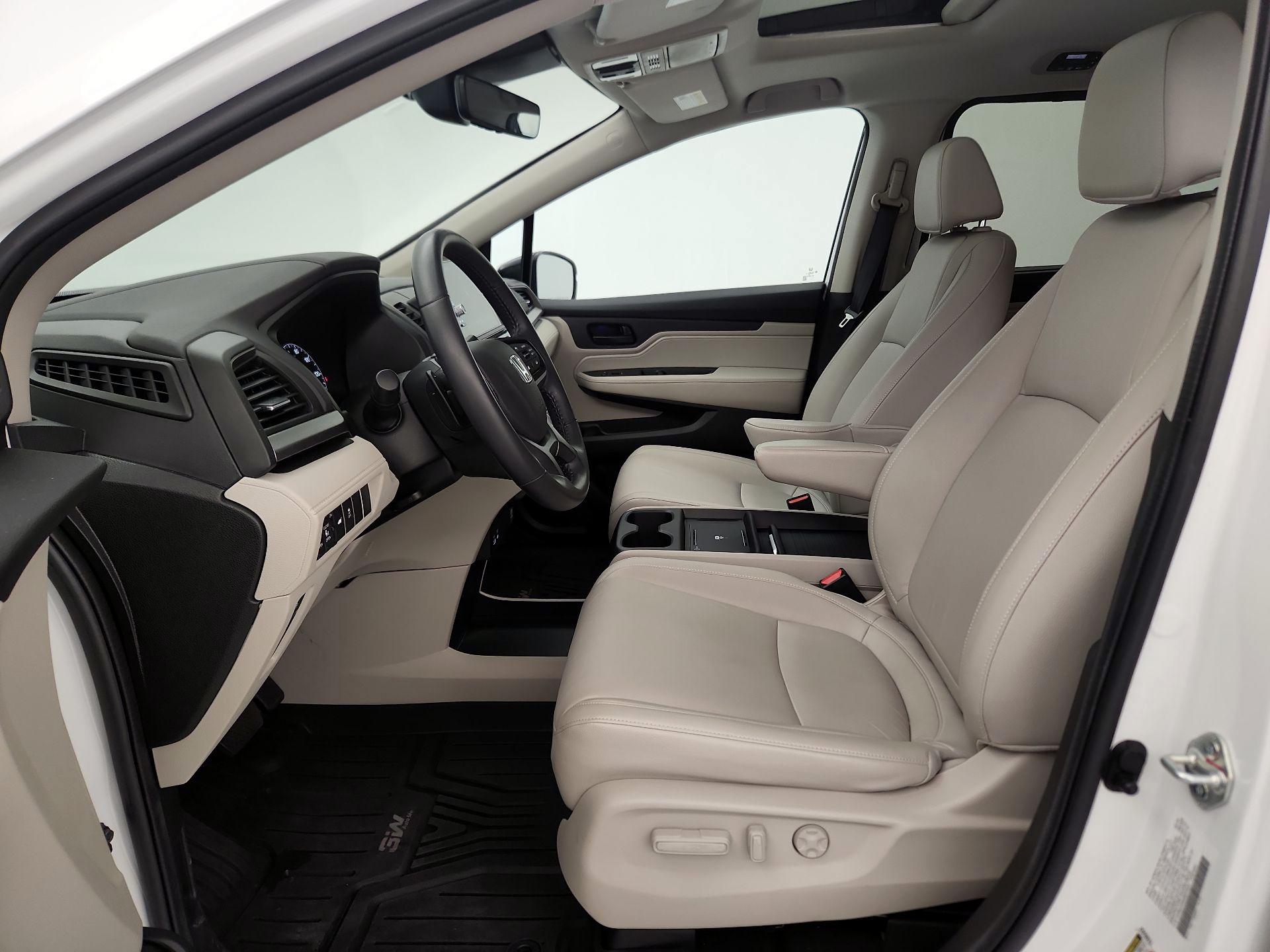 Thumbnail: 2025 Honda Odyssey - 11
